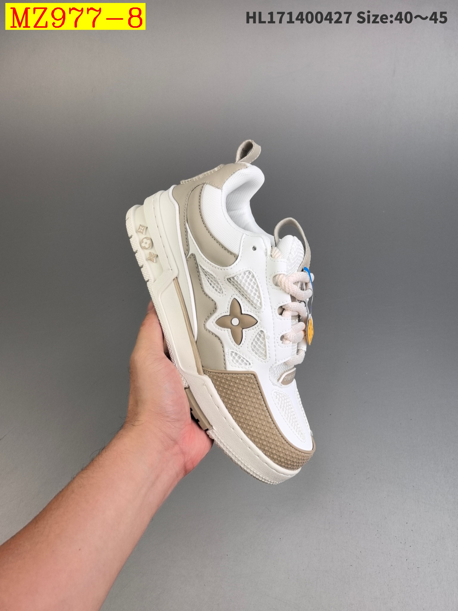 57$ Louis Vuitton Trainer Sneaker Low size 36-45 824820 MZ977 gallery