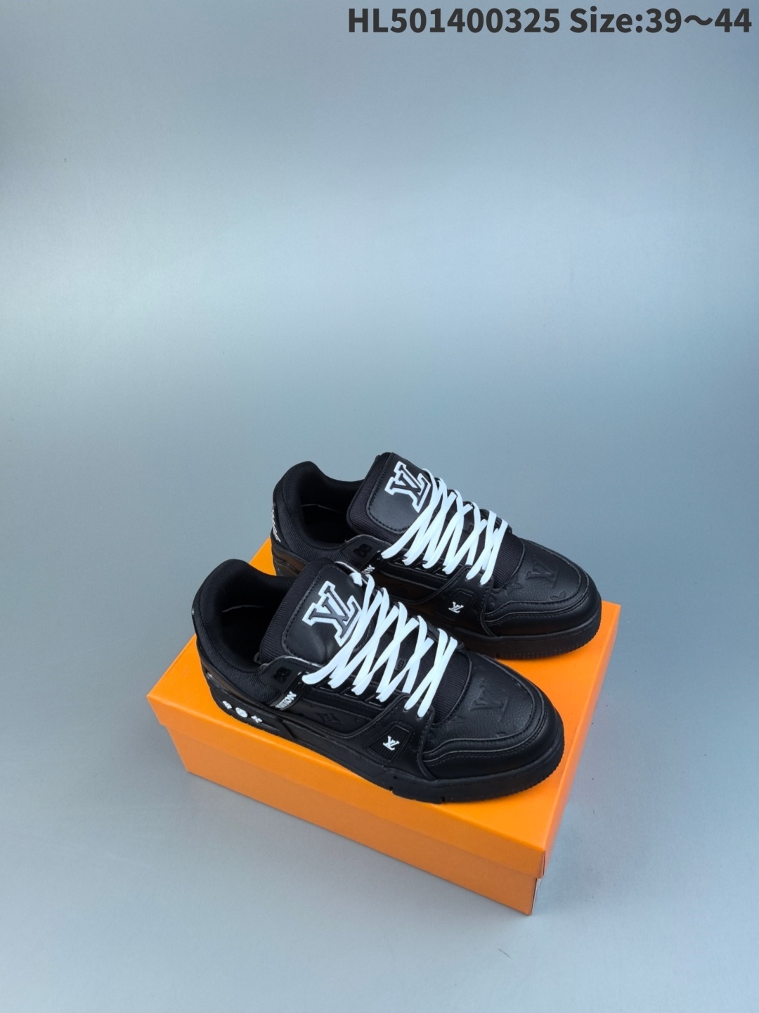 57$ Louis Vuitton Trainer Sneaker Low size 36-45 924820 MZ979 gallery