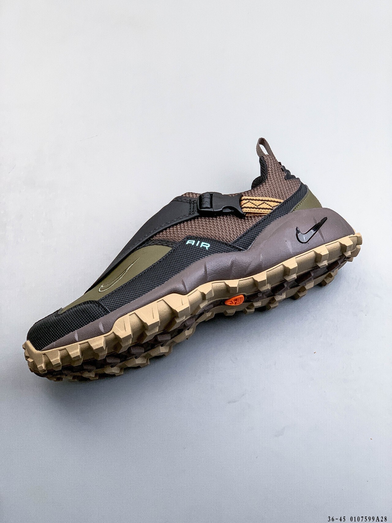 57$ Nike ACG PHASSAD Size 36-45 922870 PM122 gallery