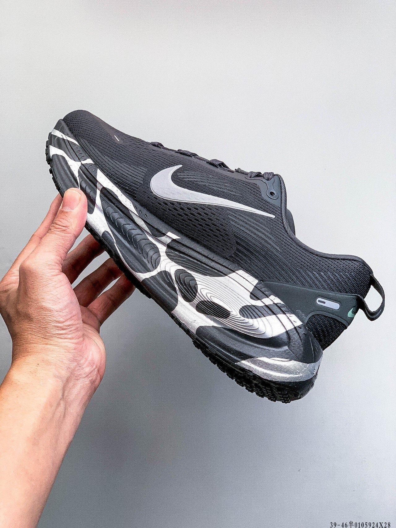 57$ Nike VOMERO Plus size 36-45 half 923820 QE76 gallery