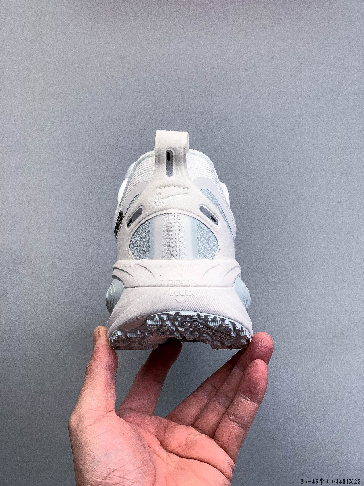 57$ Nike VOMERO Plus size 36-45 half 923820 QE76 gallery