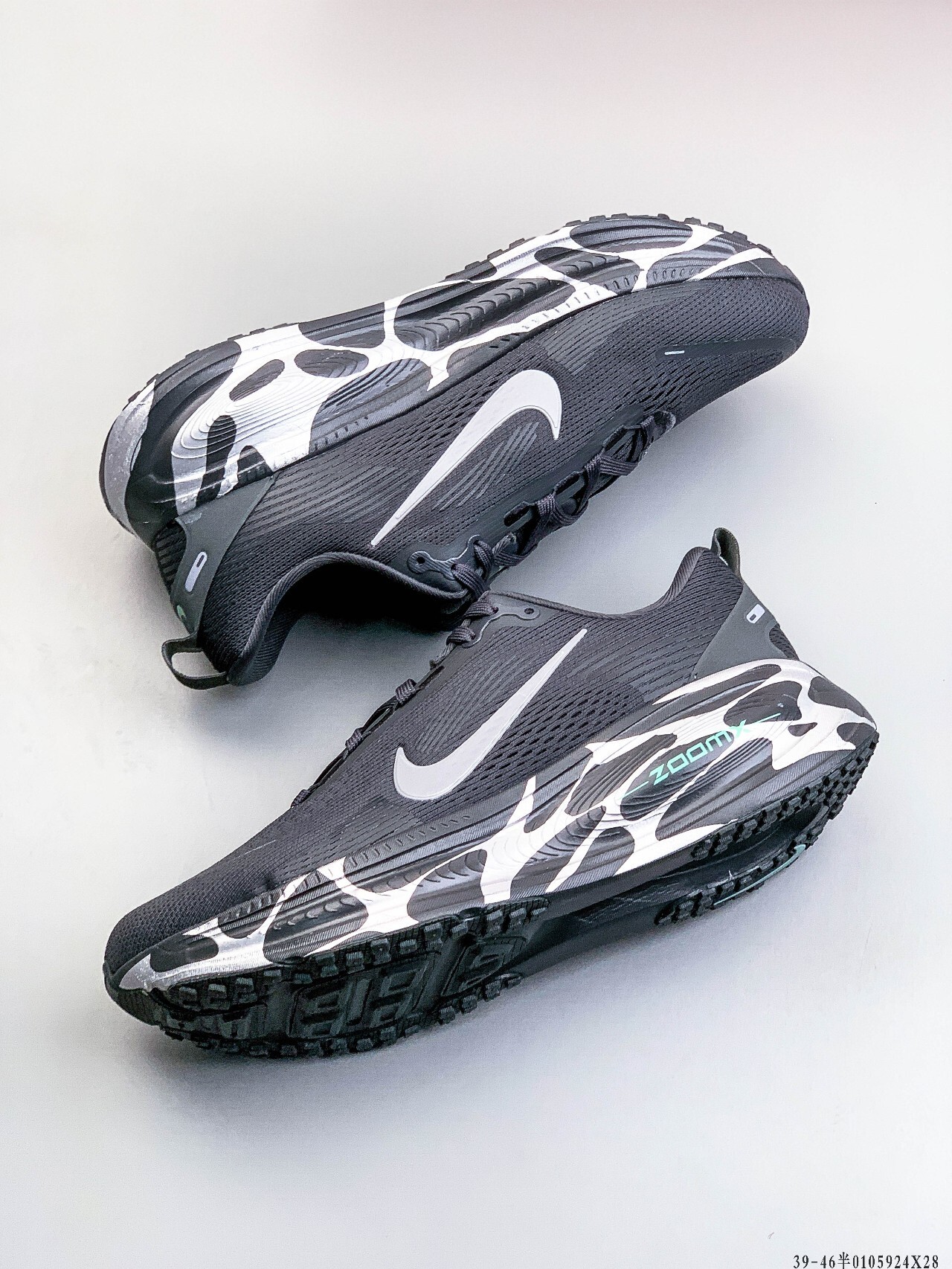 57$ Nike VOMERO Plus size 36-45 half 923820 QE76 gallery