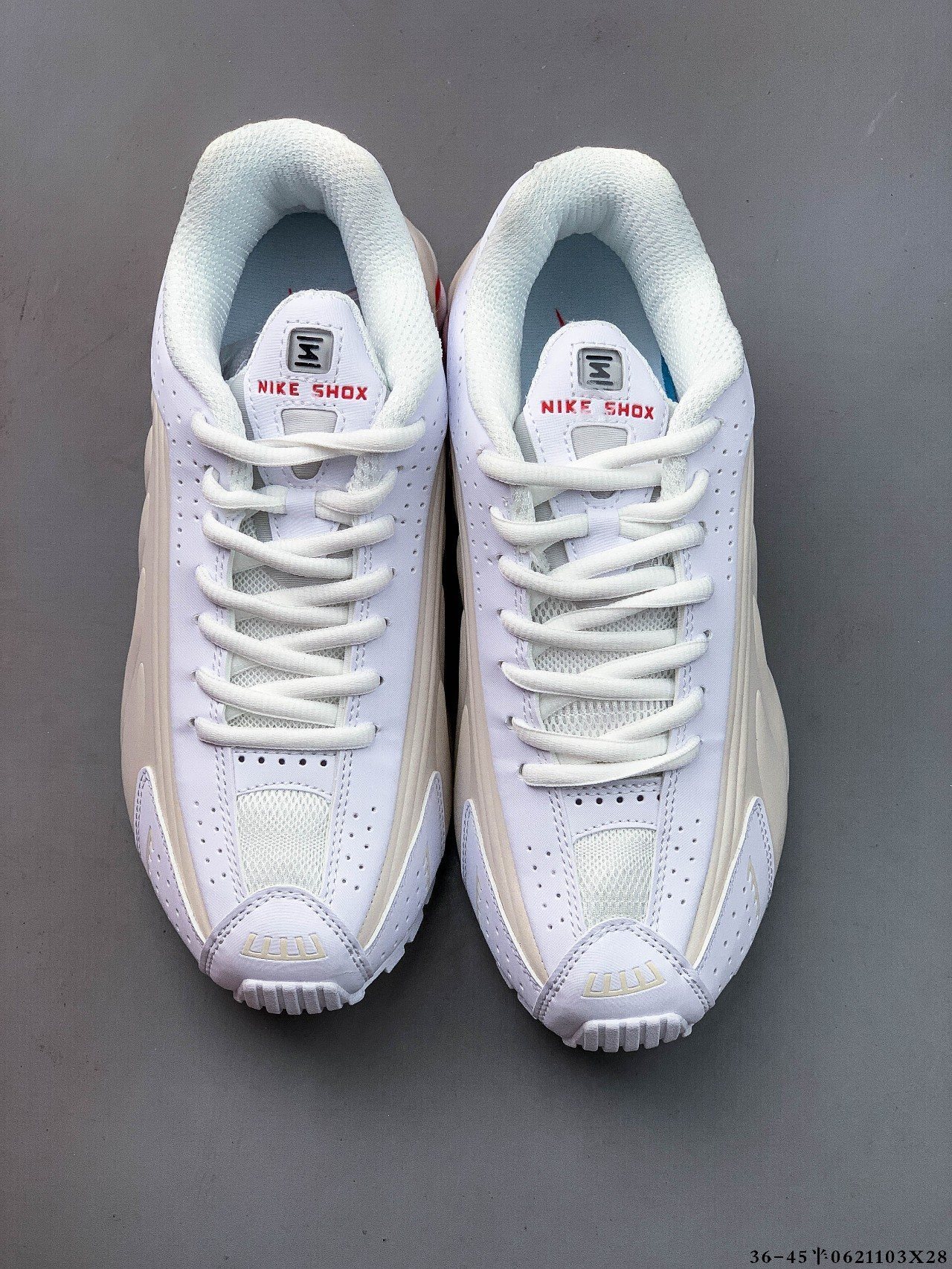 57$ Top Quality NIKE SHOX R4 size 36-45 half 623850 MZ1389 gallery