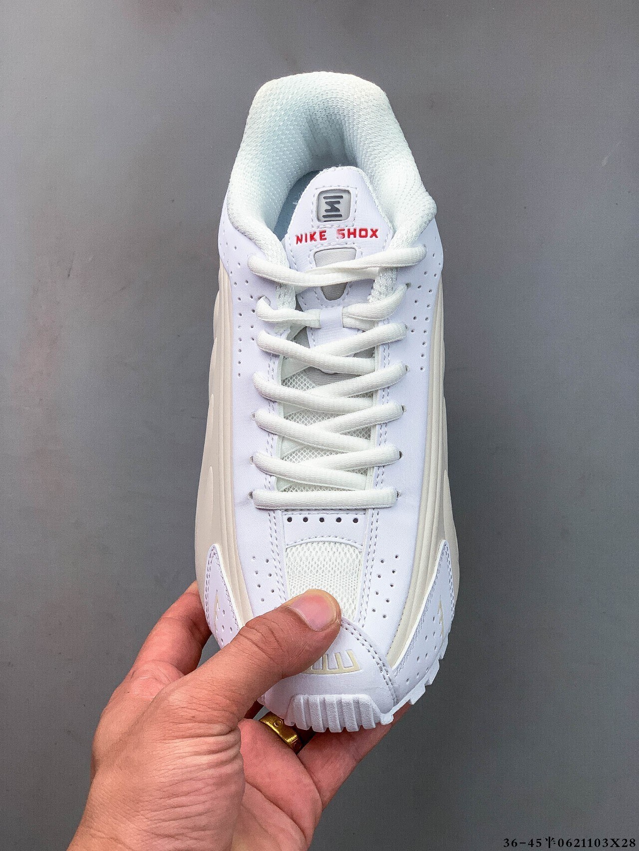 57$ Top Quality NIKE SHOX R4 size 36-45 half 623850 MZ1389 gallery