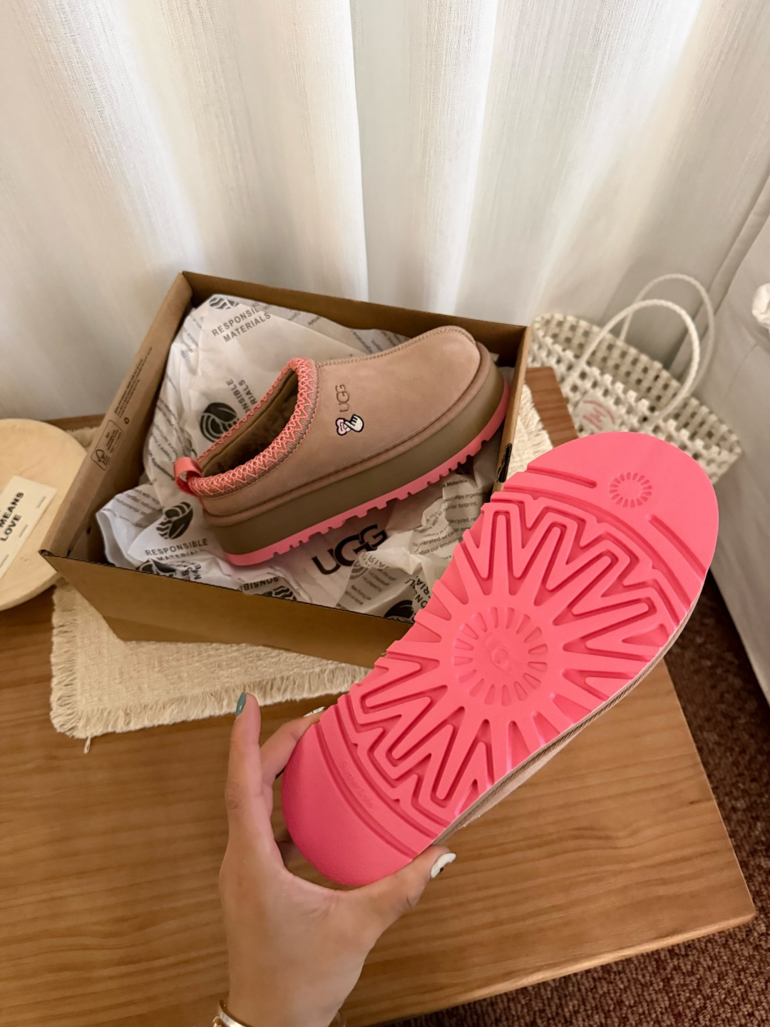 57$ UGG size 35-41 320890 QE82 gallery