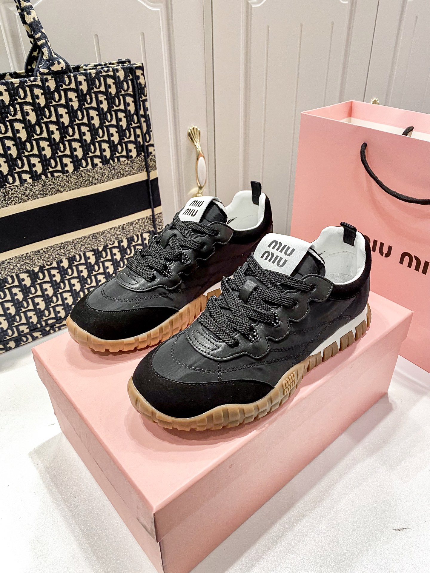 57$ dh miumiu size 35-40 73428045072 MJL452 gallery
