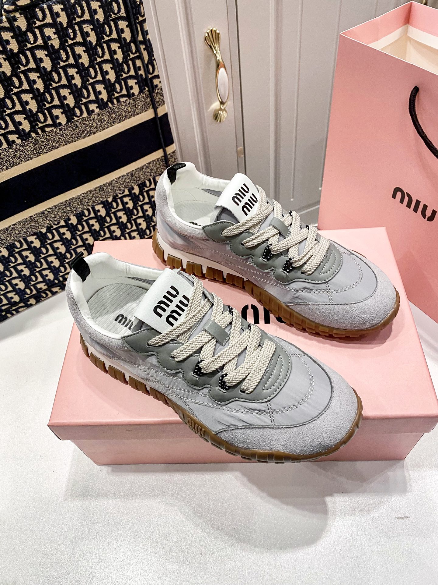 57$ dh miumiu size 35-40 73428045072 MJL452 gallery