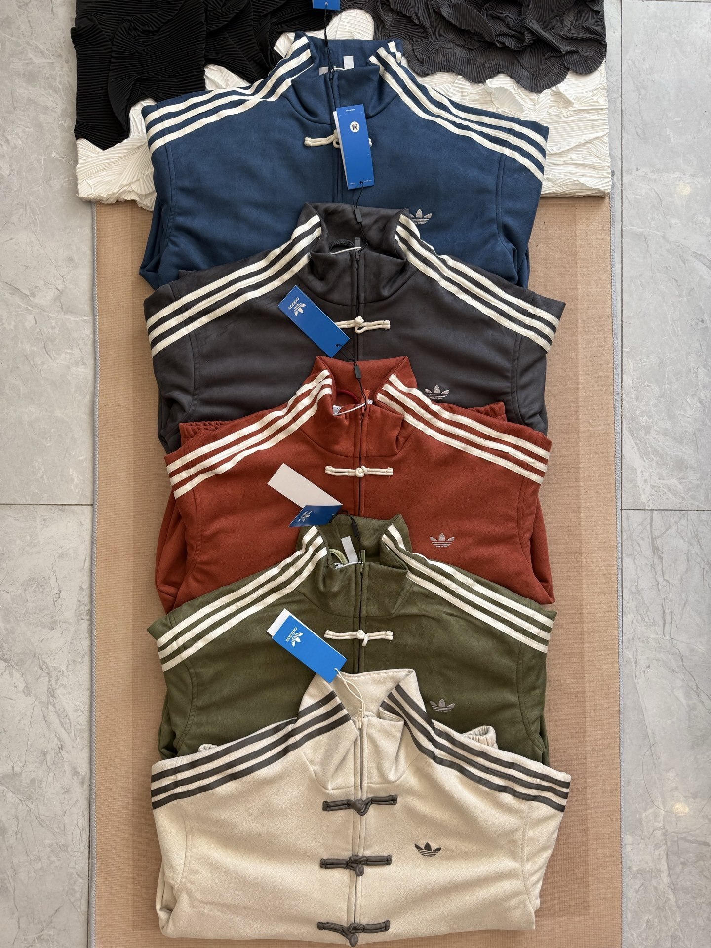 58$ Adidas size S-XL 323930 BF4 gallery