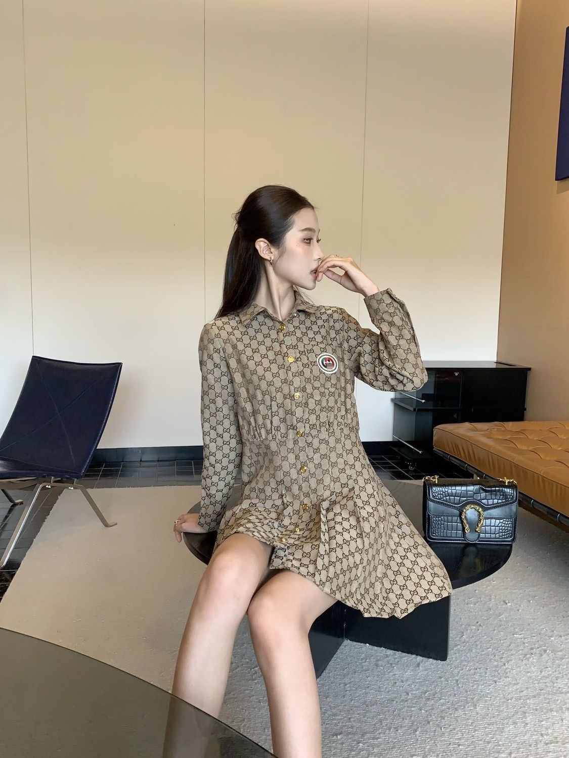 58$ Gucci size S-M 338240 BF6 gallery