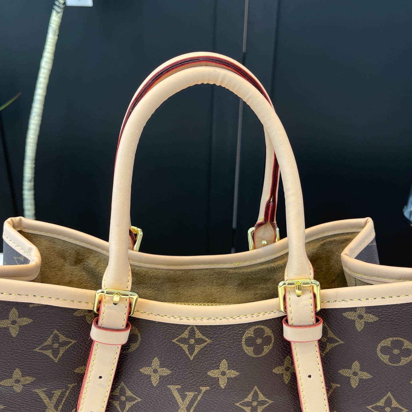 58$ LV handbag size 35x22x8cm 336116 BYA29 gallery