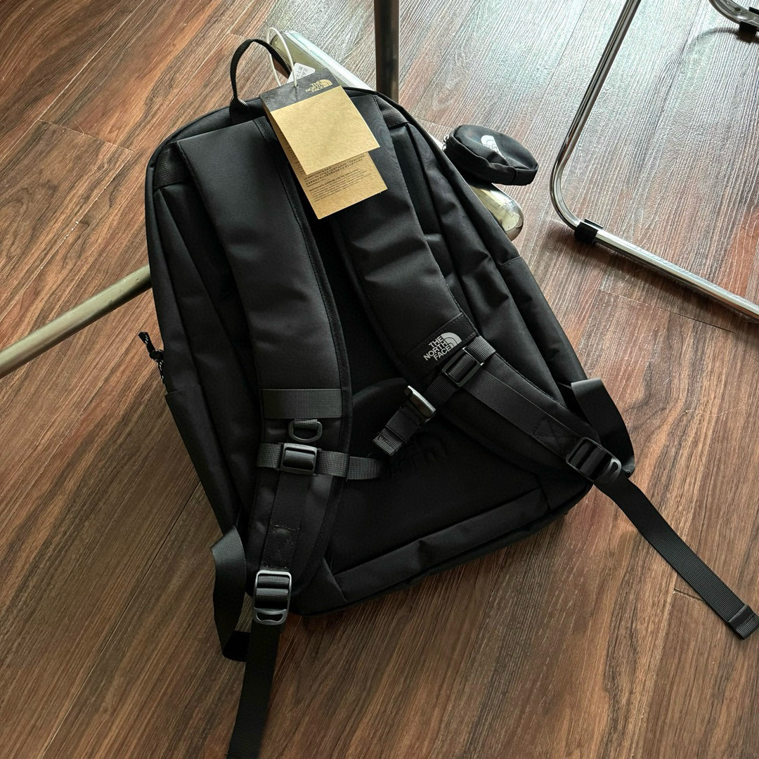 59$ The North Face size 48x31x12 cm 120810 BF126 gallery