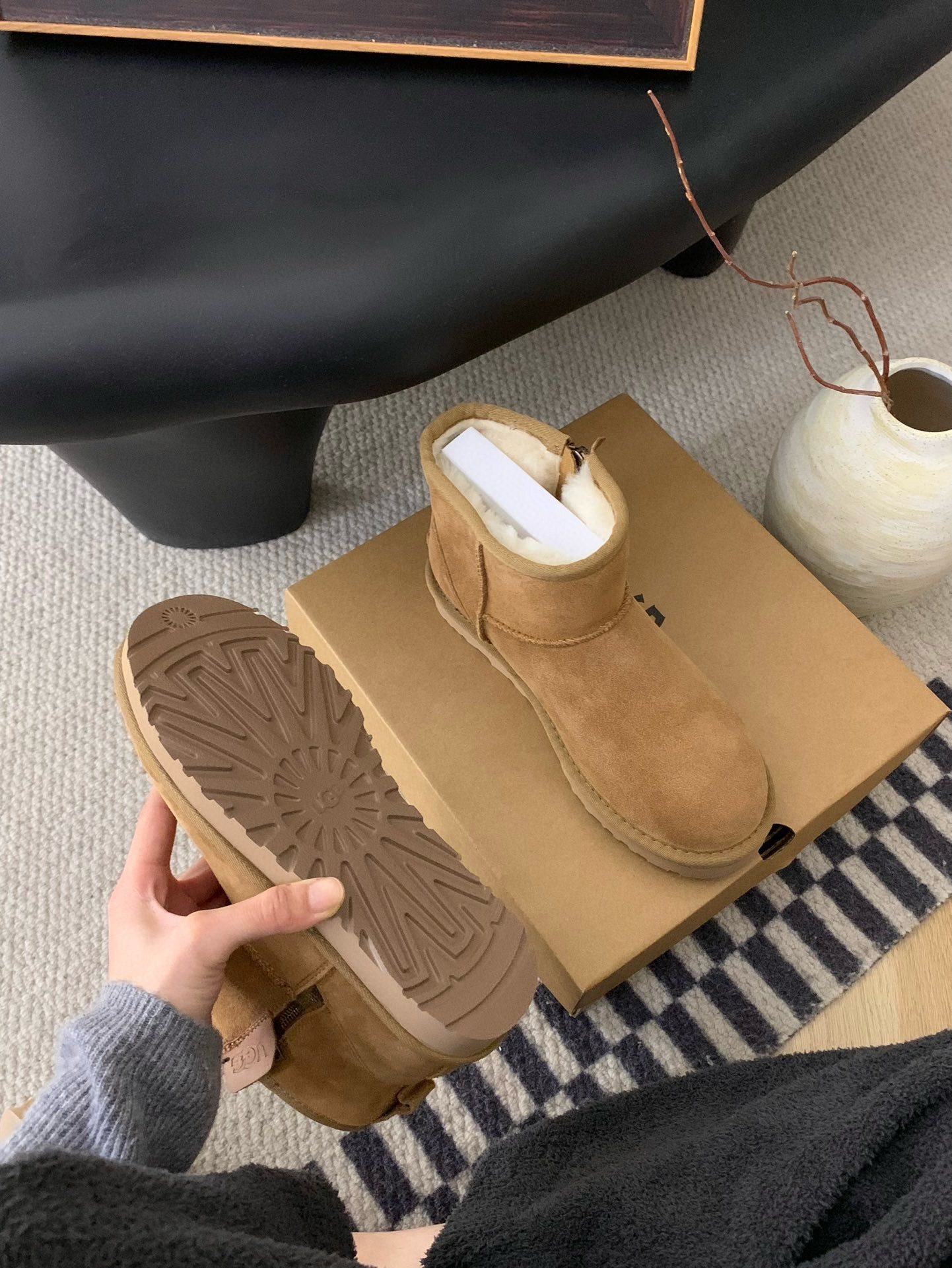 59$ dh Top Quality UGG Boot Leather Wool Size 35-40 93645046665 UG274 gallery