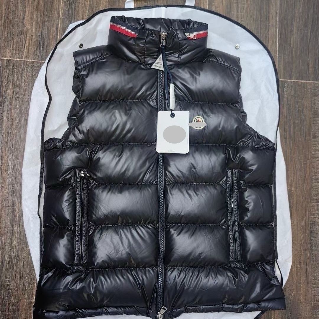 60$ Moncler vest Jacket size M-5XL 336306 YNY40 gallery