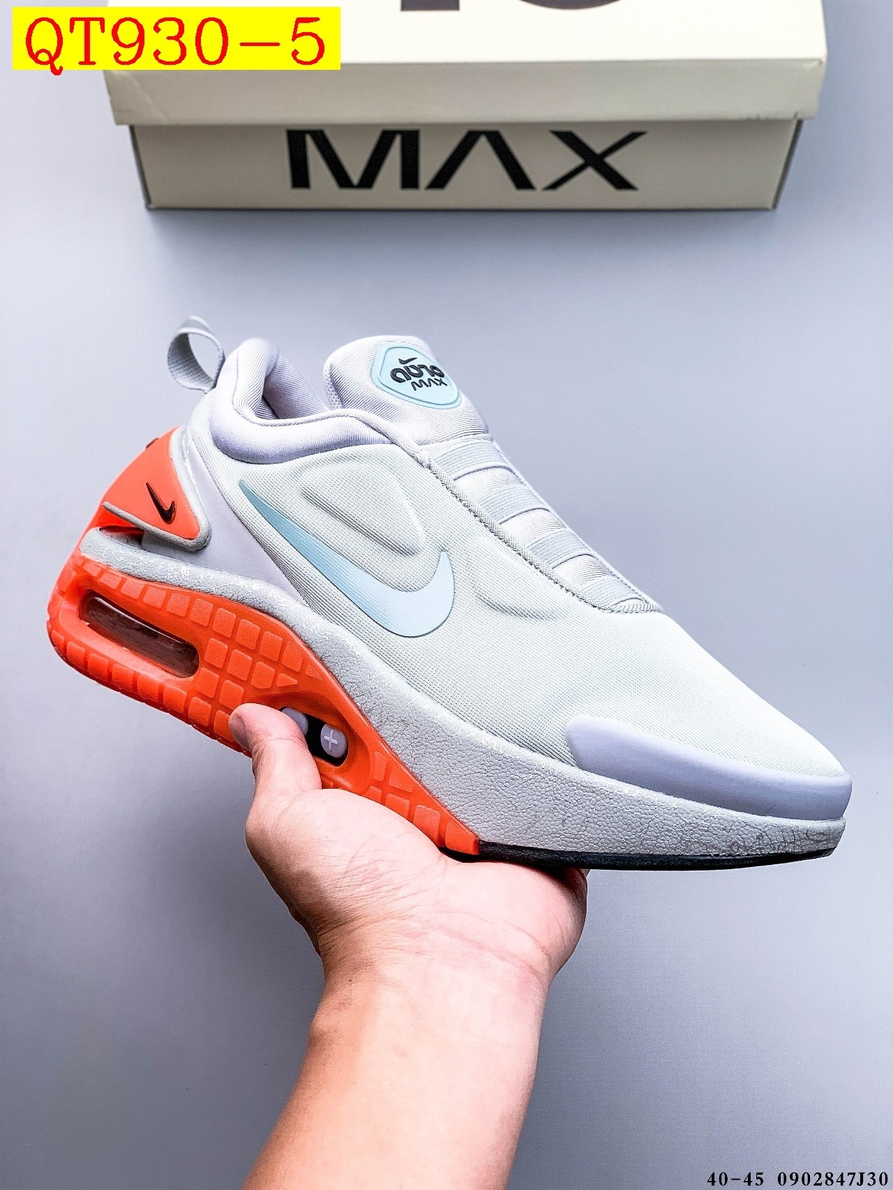 60$ NIKE ADAPT AUTO MAX Size 40-45 531070 QT930 gallery