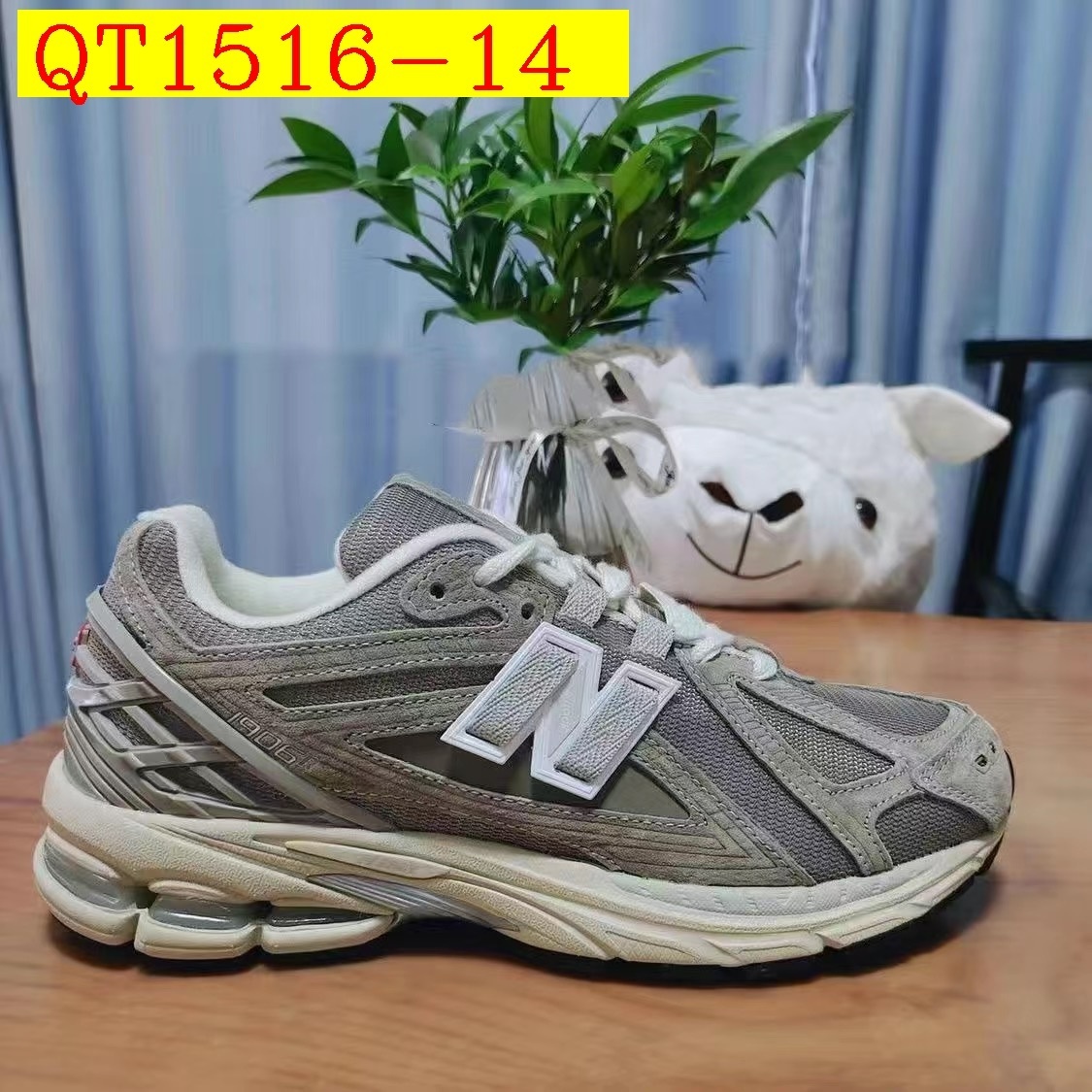 60$ New Balance M1906RA Size 36-45 436070 QT1516 gallery