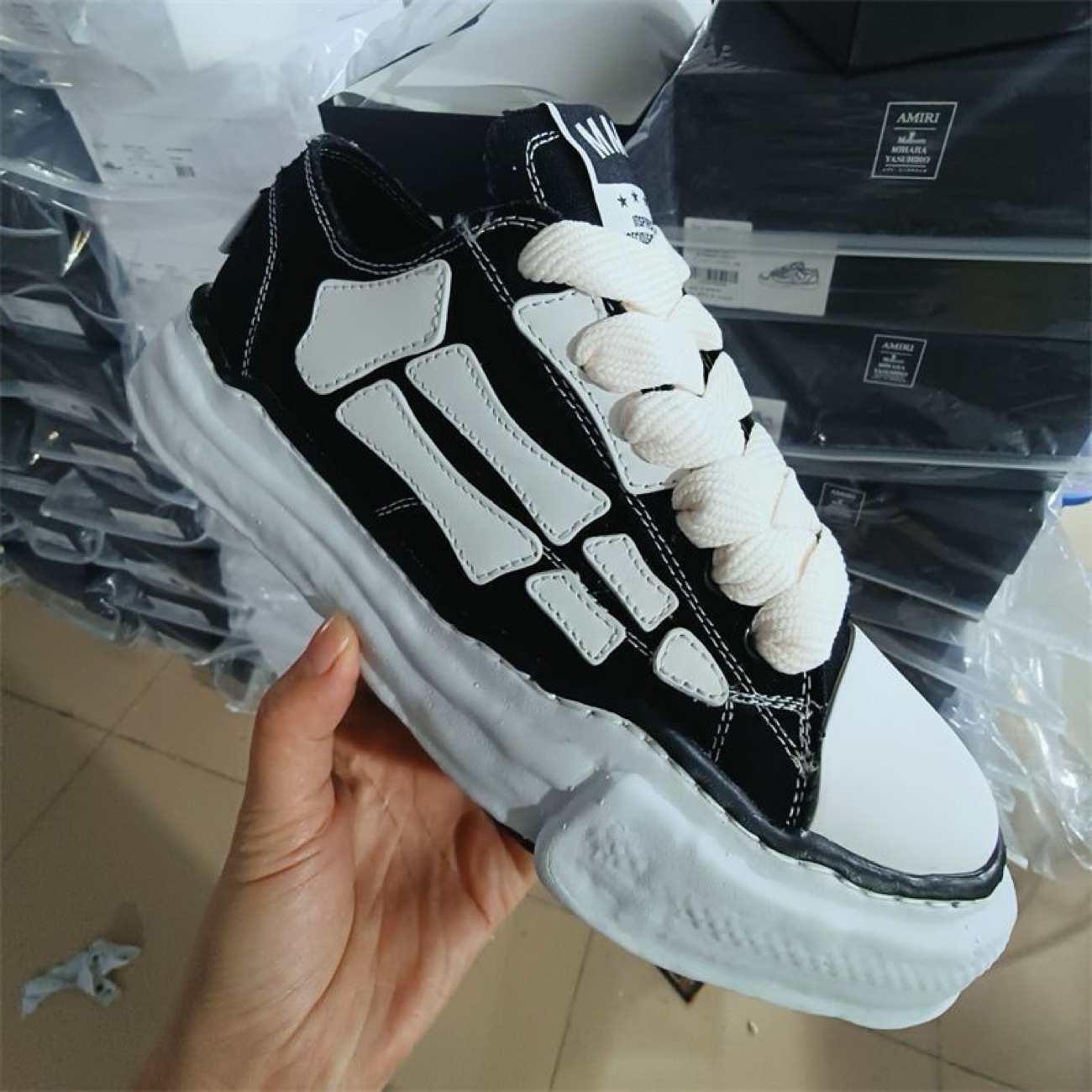 61$ AMIRI Skeleton Low-Skel top Sneakers Size 36-45 631050 PM117 gallery