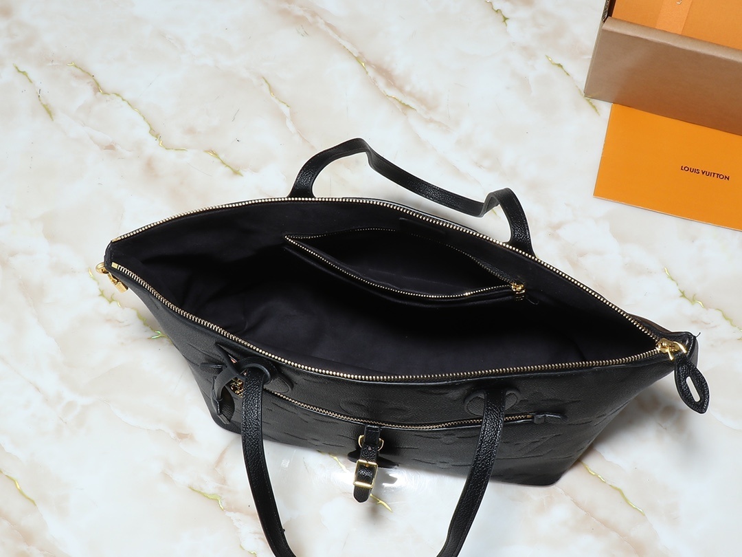 61$ LV Monogram Empreinte Tote bag size 34x30x15 cm 531690 BR2096 gallery