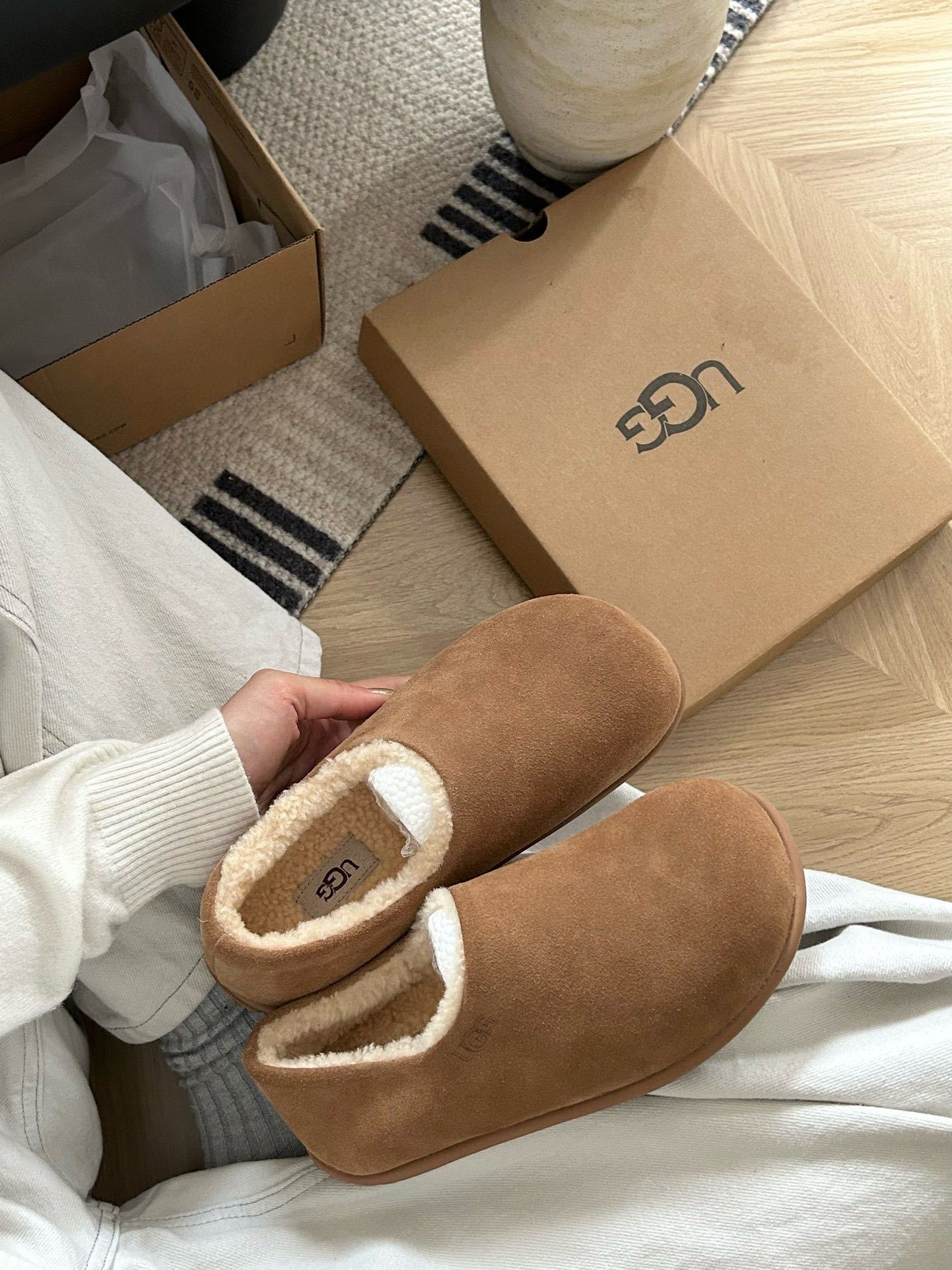 61$ new_dh Top Quality UGG Boot Leather Wool Size 35-40 43165045080 UG193 gallery