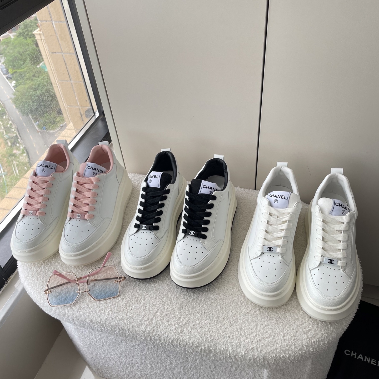 62$ CHANEL 25ss size 35-40 529960 MR549 gallery
