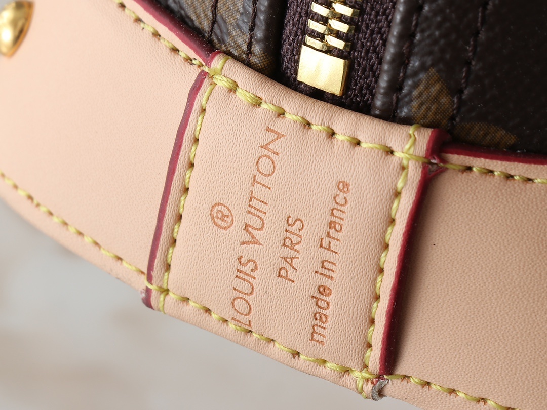 62$ LV Alma BB Shell bag size 17x11x23 cm 637810 BR2088 gallery