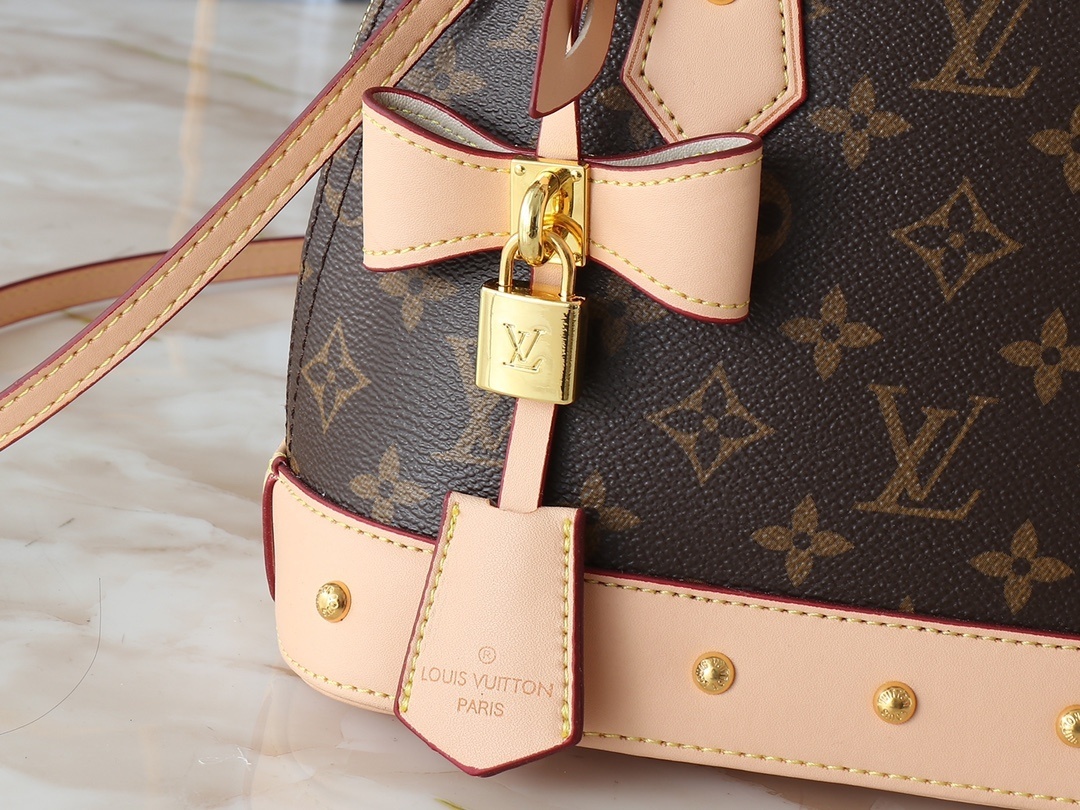 62$ LV Alma BB Shell bag size 17x11x23 cm 637810 BR2088 gallery