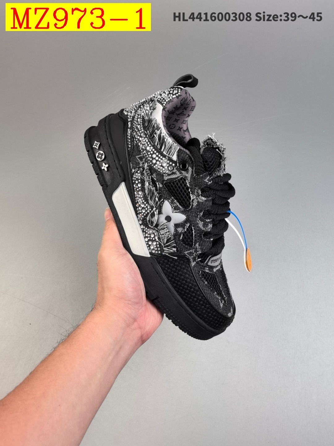 62$ Louis Vuitton Trainer Sneaker Low size 36-45 134280 MZ973 gallery