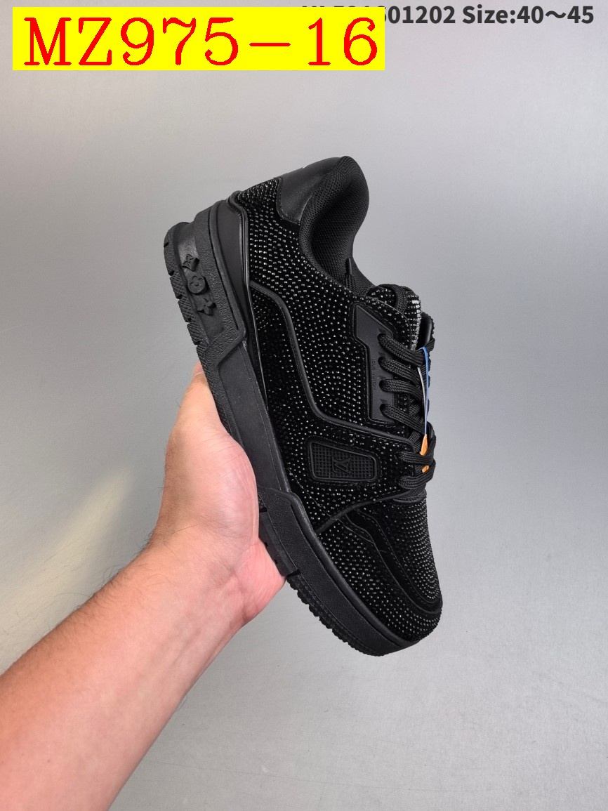 62$ Louis Vuitton Trainer Sneaker Low size 36-45 234280 MZ975 gallery