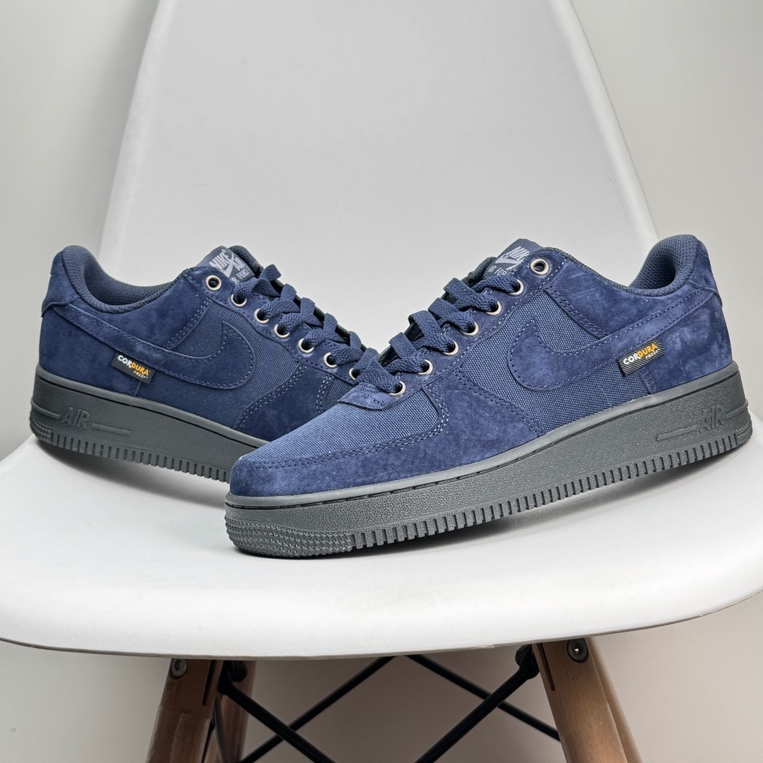 62$ Nike Air Force 1 Low size 36-35 half 139250 ZM190 gallery