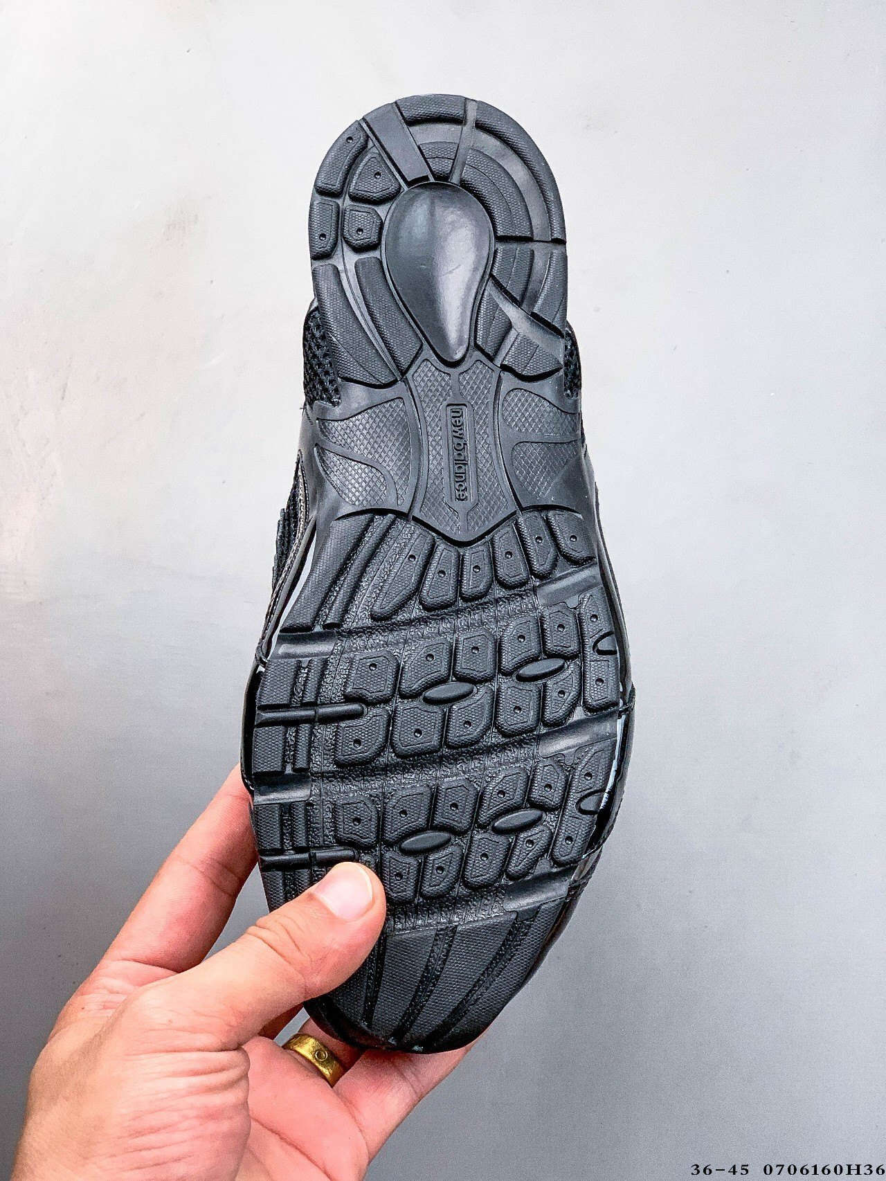 62$ Top Quality Miu Miu x New Balance 530 size 36-45 133620 QT214 gallery