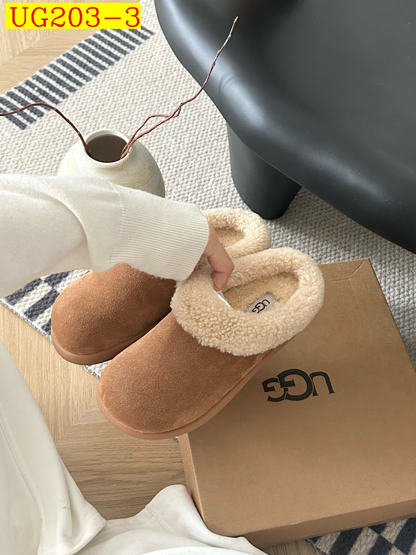 62$ new_dh Top Quality UGG Boot Leather Wool Size 35-40 73485045099 UG203 gallery