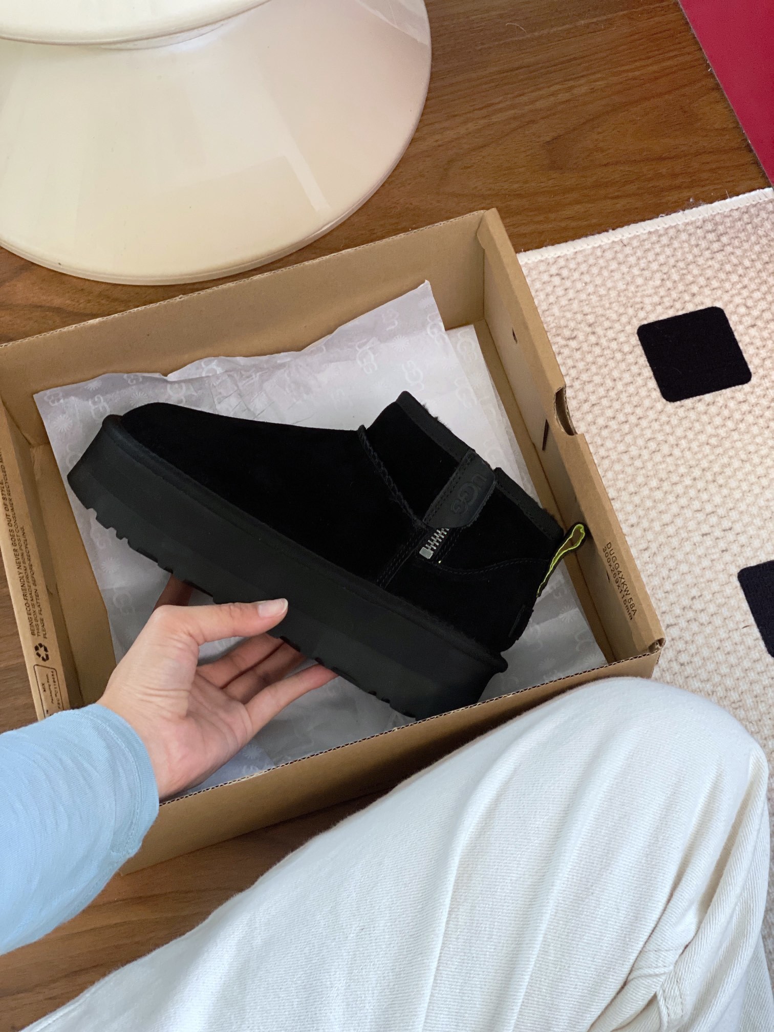 65$ Top Quality UGG mini SIZE 35-40 94605046323 UG16 gallery