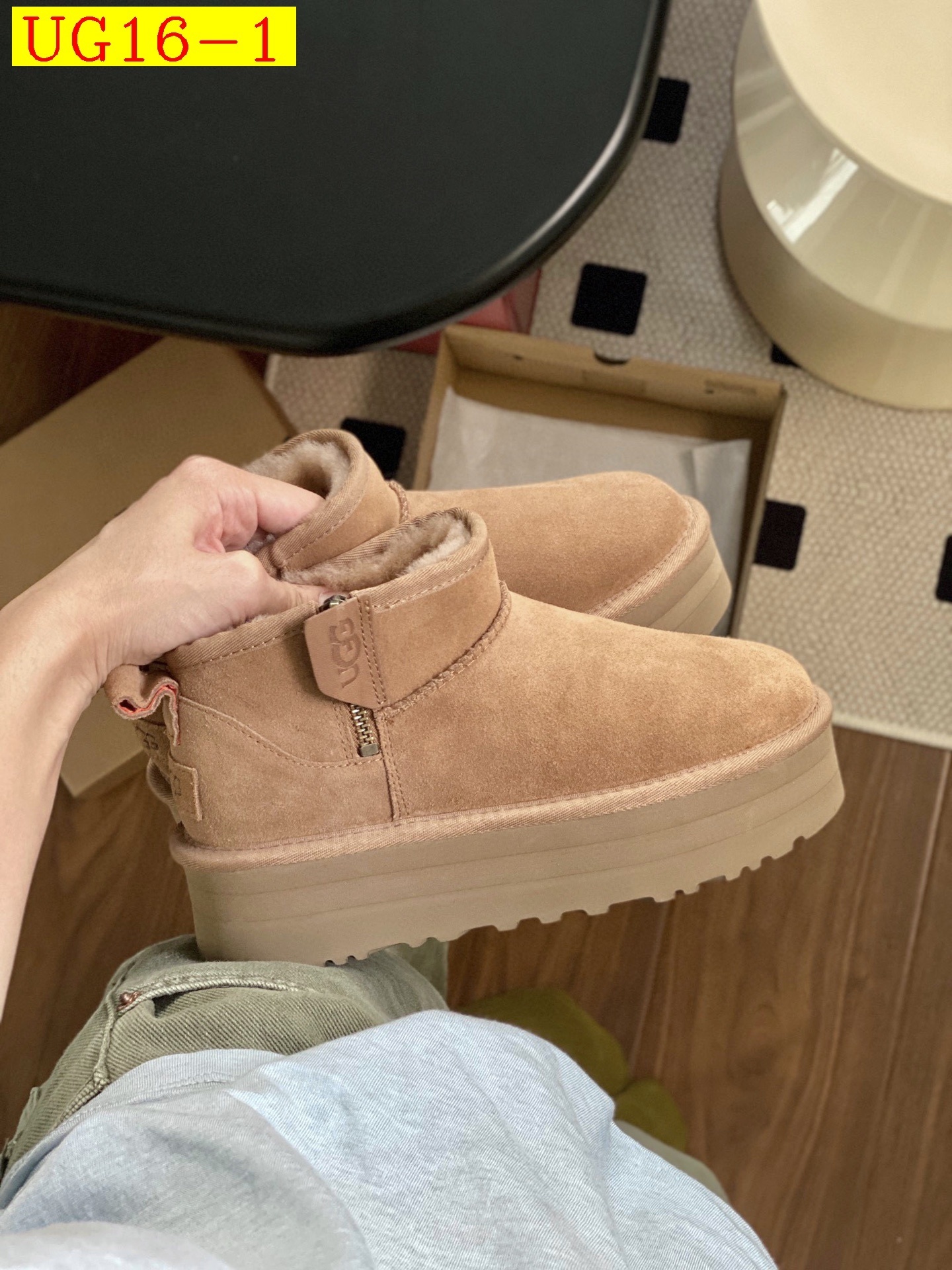 65$ Top Quality UGG mini SIZE 35-40 94605046323 UG16 gallery