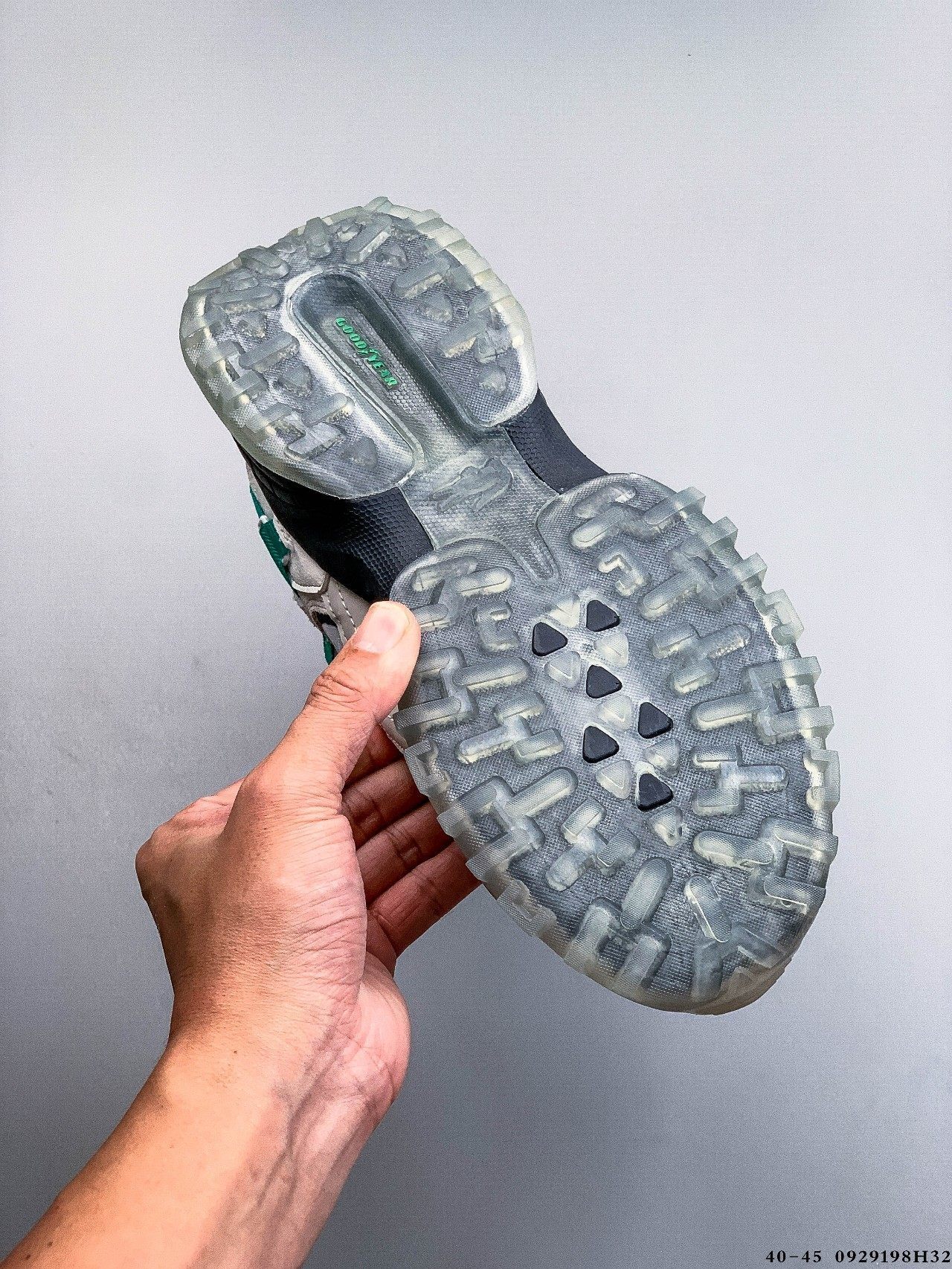 65$ lacoste L-Guard Breaker Size 36-45 half 639210 QT1634 gallery