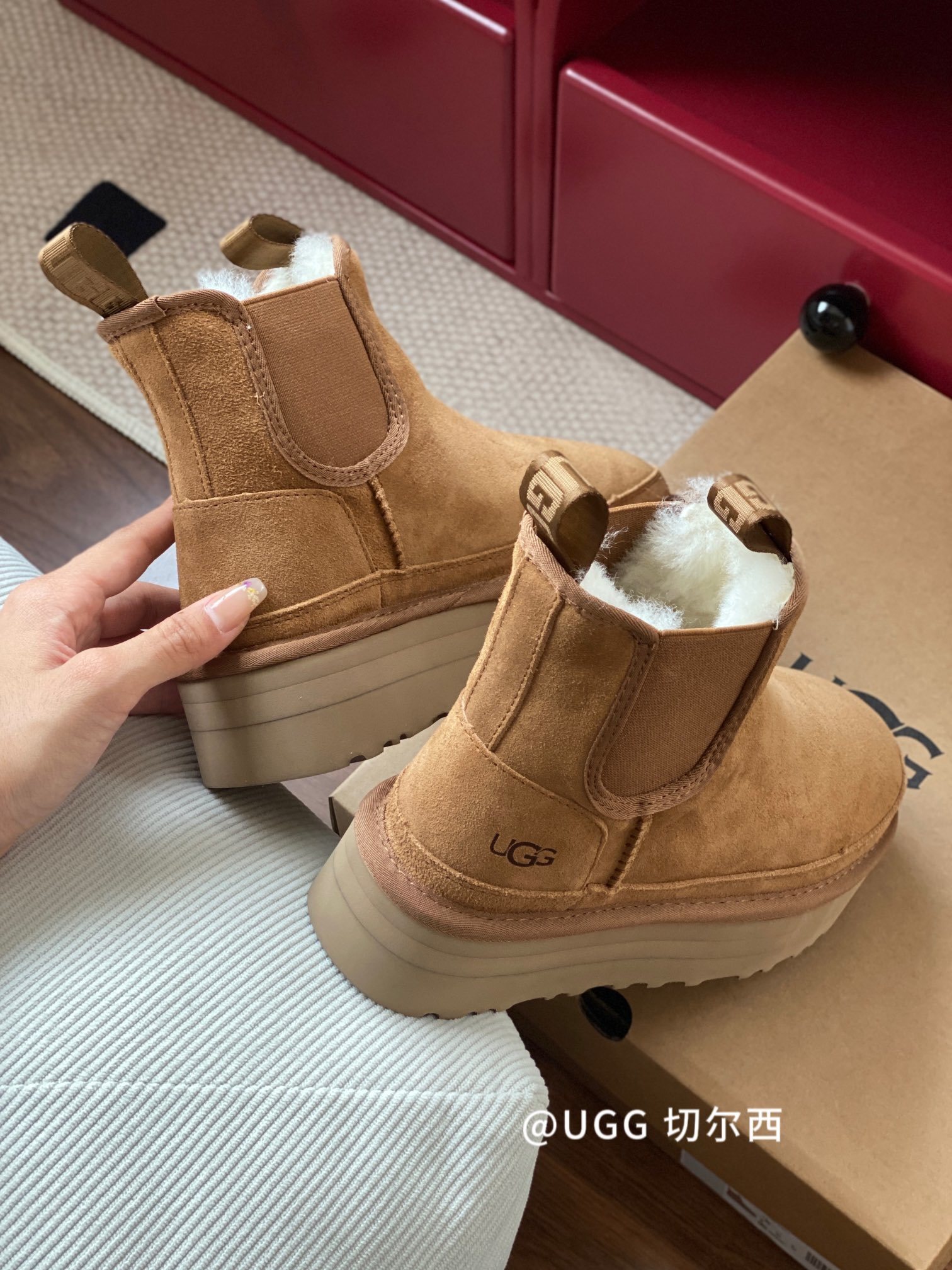 68$ new_dh UGG SIZE 35-40 64302046443 UG18 gallery