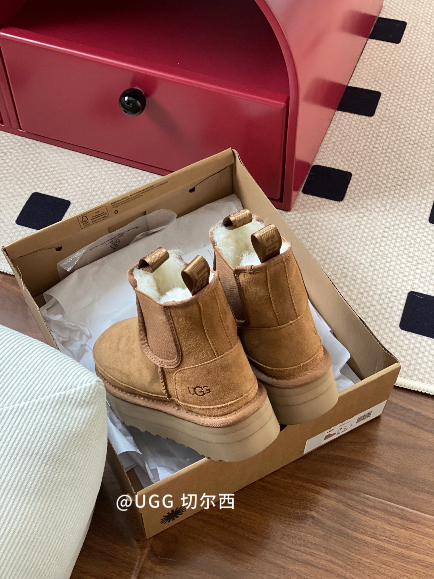 68$ new_dh UGG SIZE 35-40 64302046443 UG18 gallery