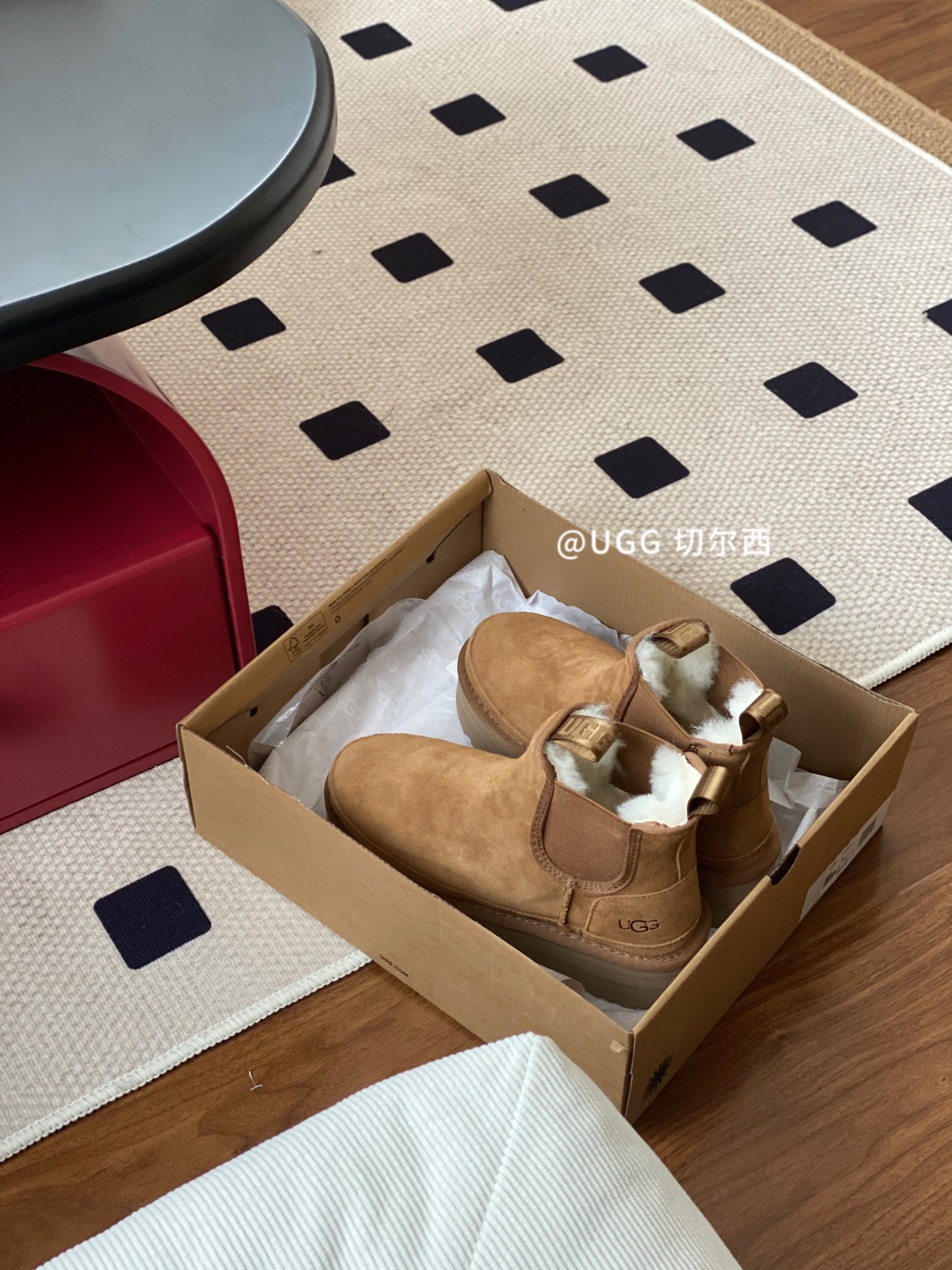 68$ new_dh UGG SIZE 35-40 64302046443 UG18 gallery