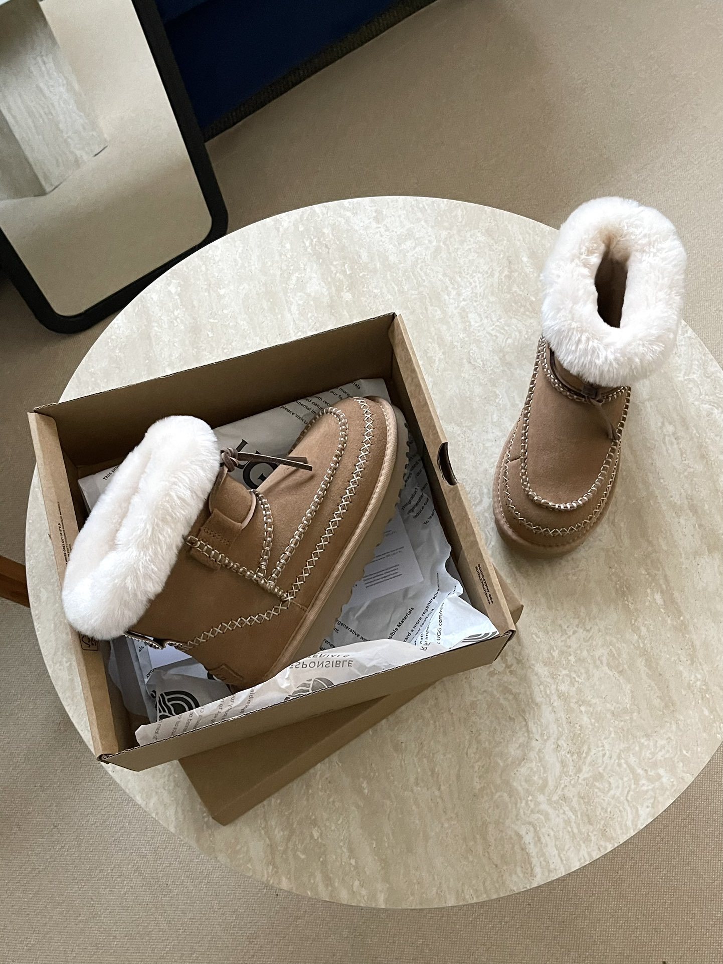 69$ Top Quality UGG Shoes Leather Wool Platform 2cm size 35-40 539850 UG307 gallery