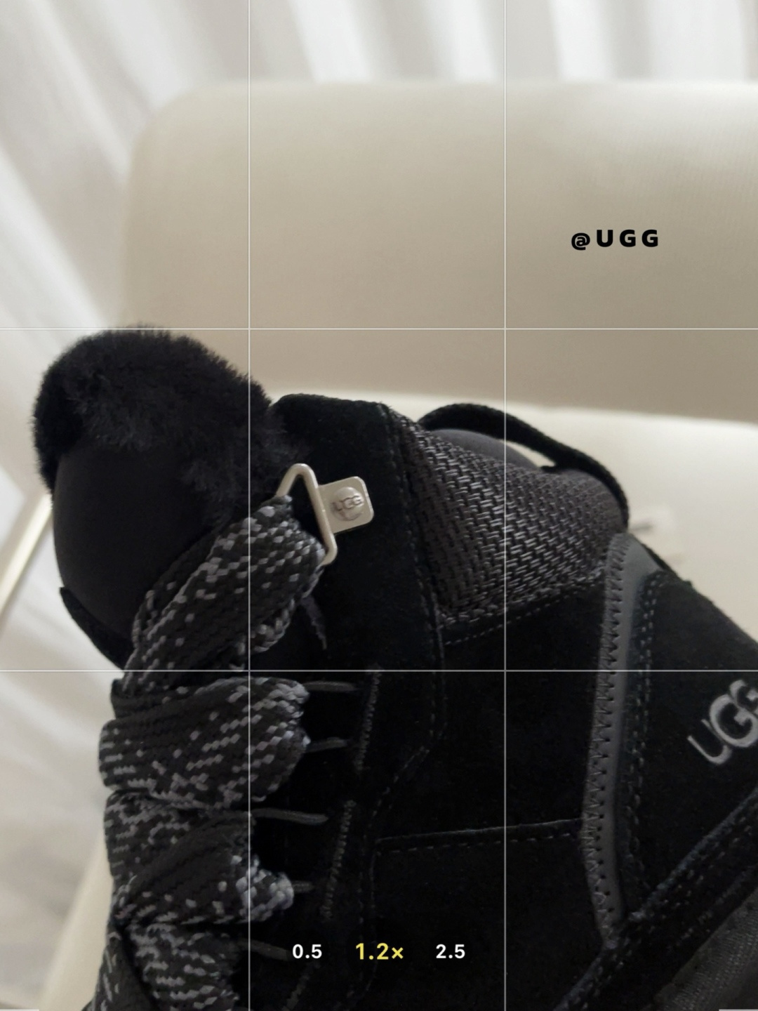 69$ UGG High-Top Mel Leather Wool Size 35-40 239870 UG338 gallery