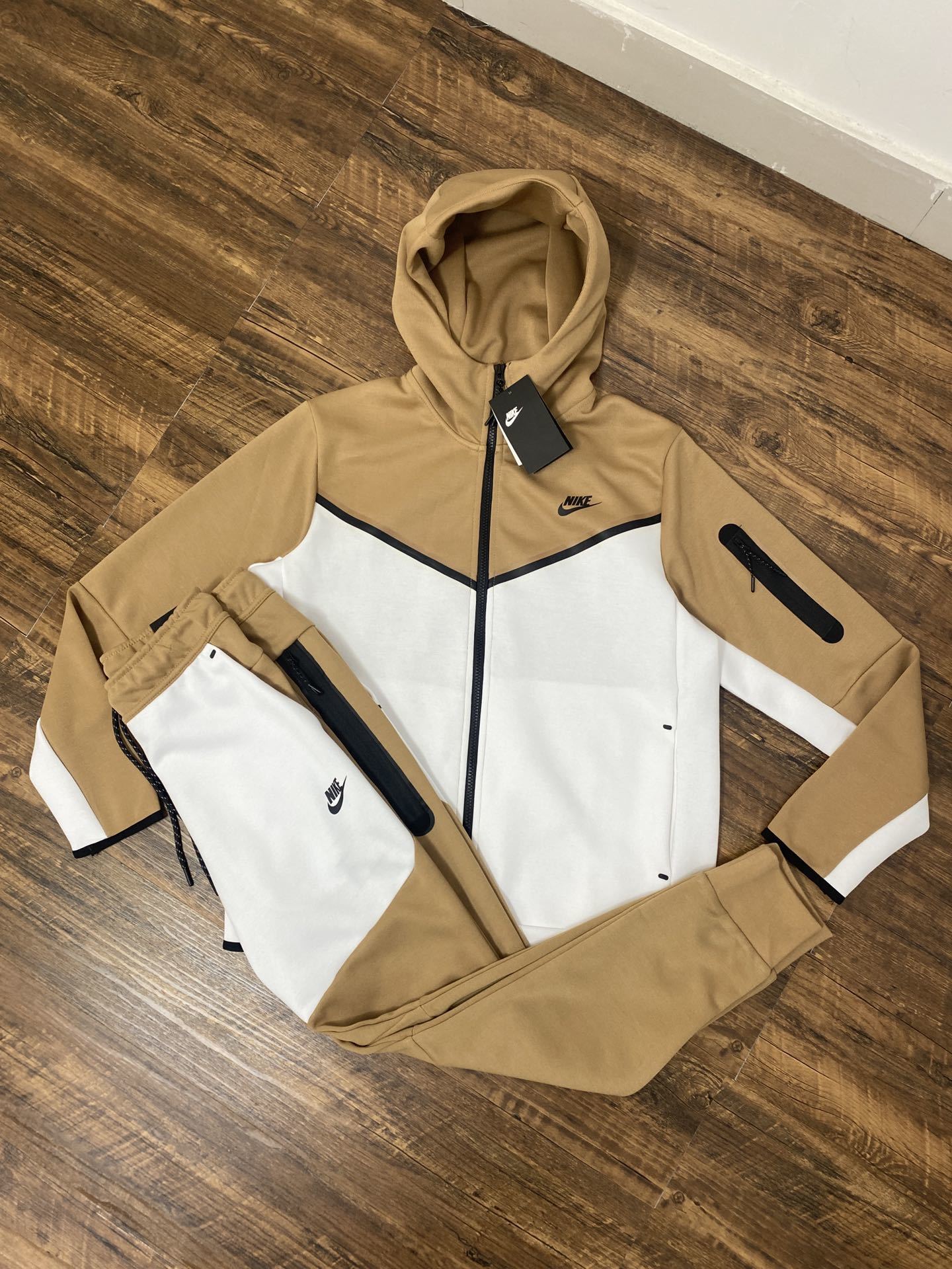 70$ dh Nike tech fleece CU4490 CU4496 A suit of  size M-2XL 93865047903 DA136 gallery