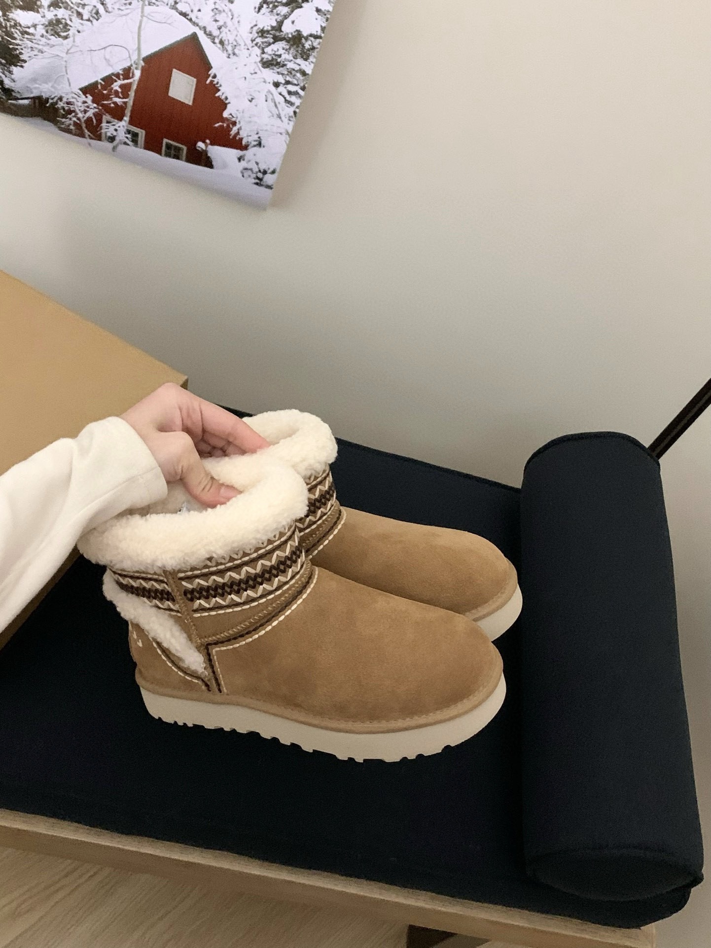 70$ dh Top Quality UGG Boot Leather Wool Size 35-40 94645057489 UG275 gallery