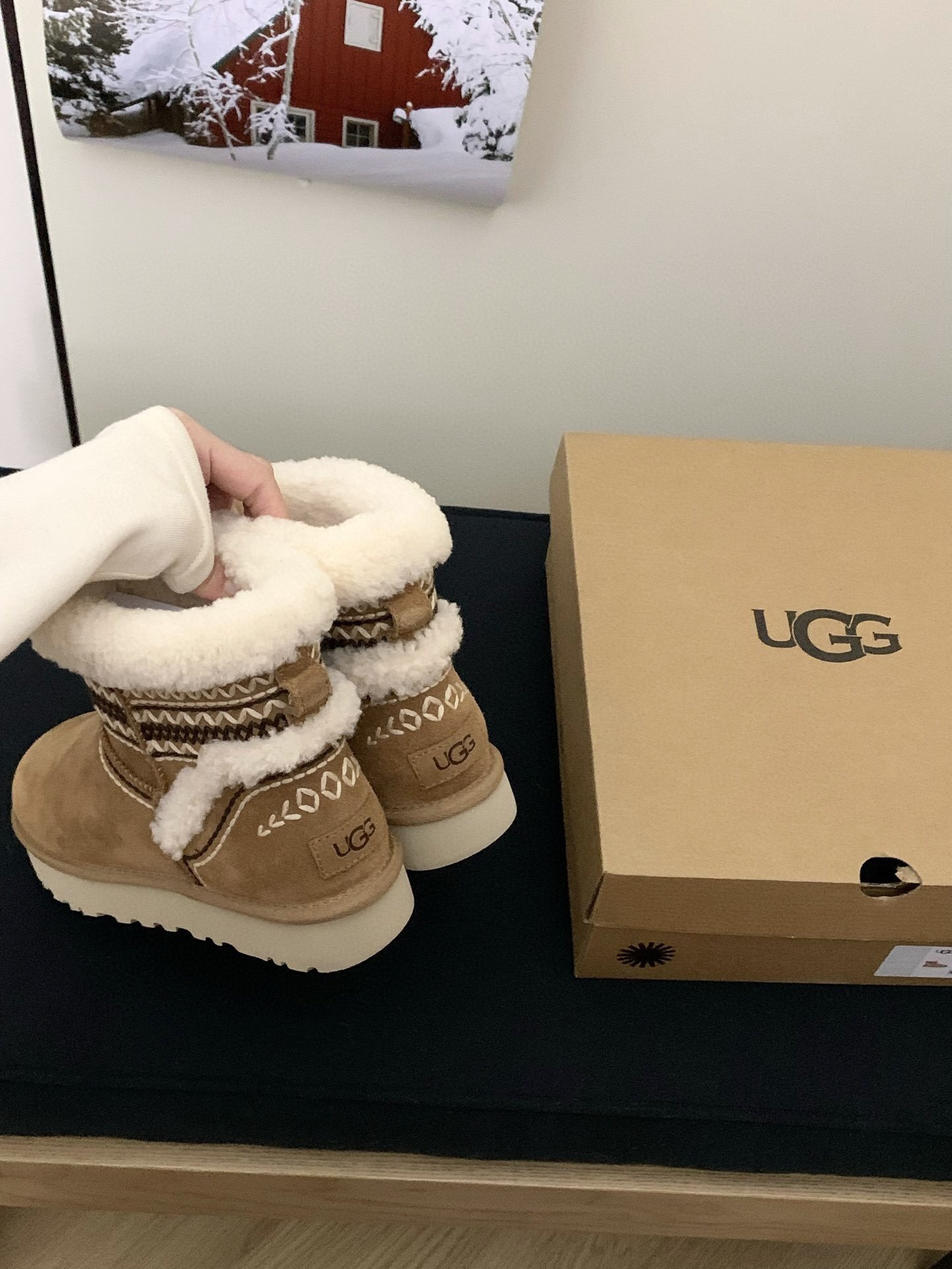 70$ dh Top Quality UGG Boot Leather Wool Size 35-40 94645057489 UG275 gallery
