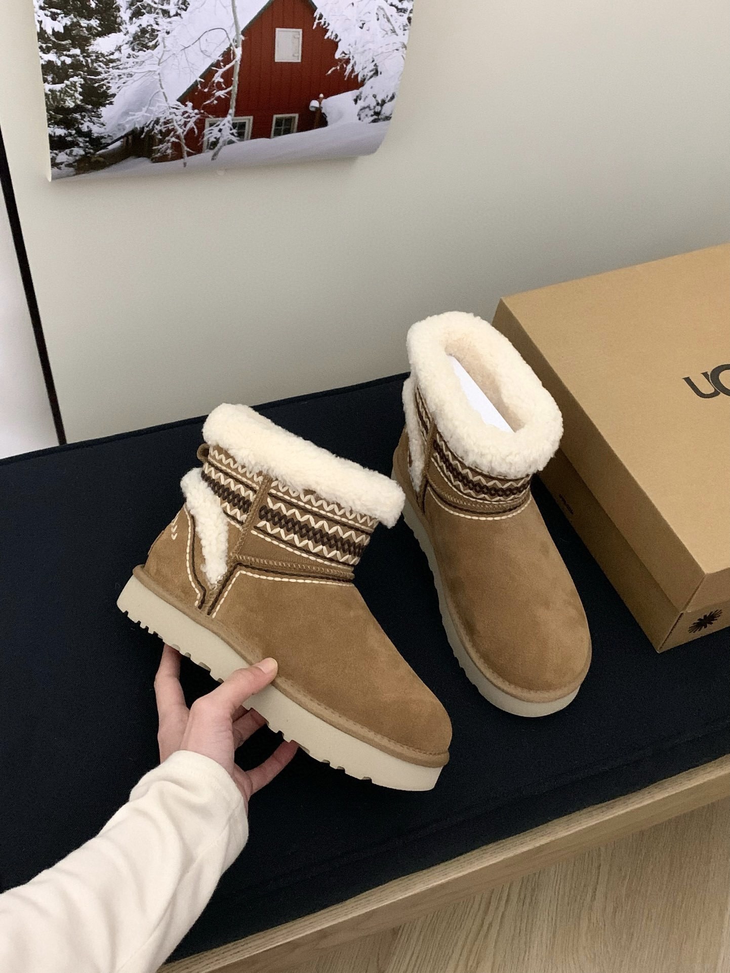70$ dh Top Quality UGG Boot Leather Wool Size 35-40 94645057489 UG275 gallery