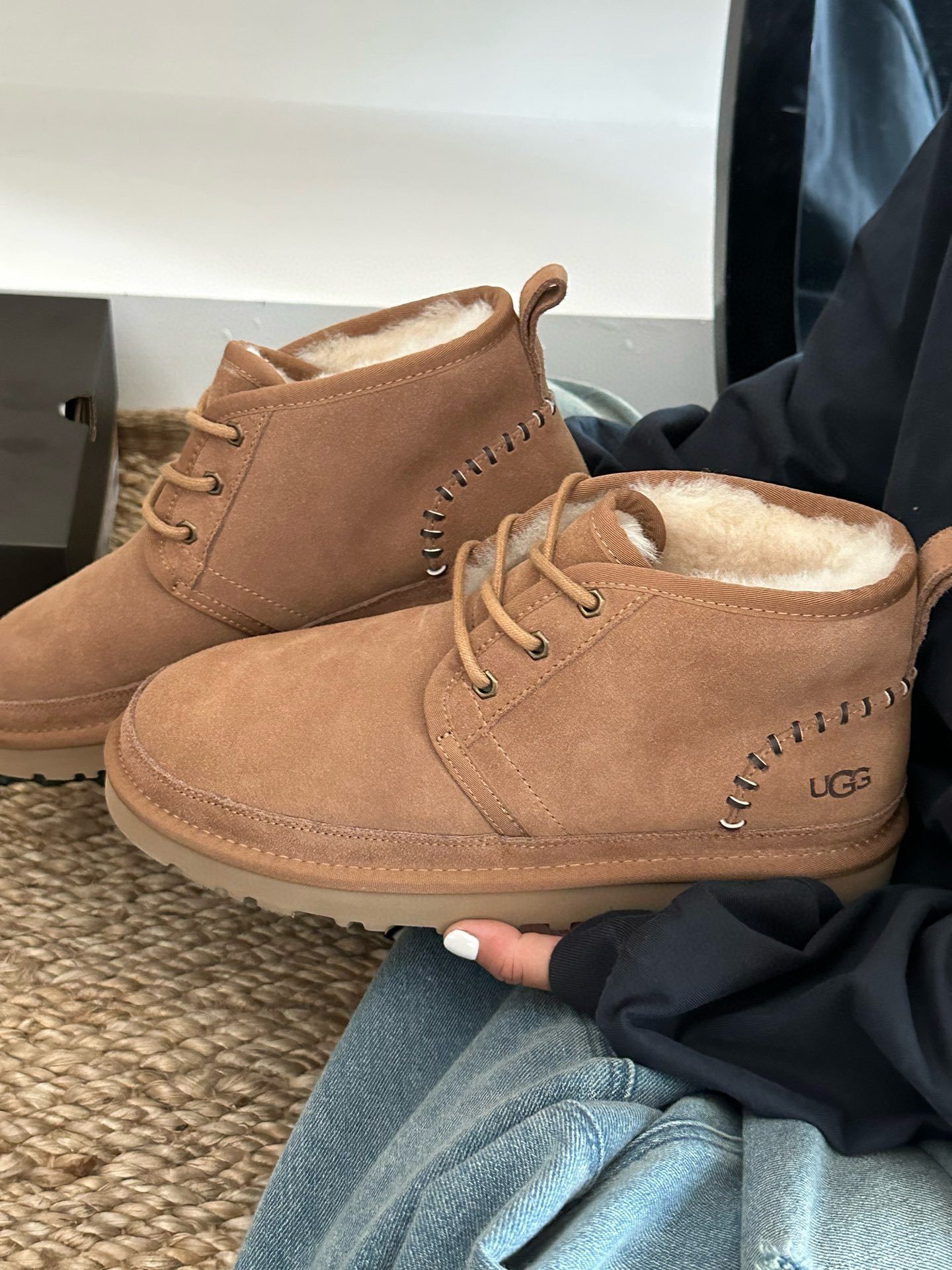 71$ dh Top Quality UGG Boot Leather Wool Size 41-44 74805046333 UG269 gallery