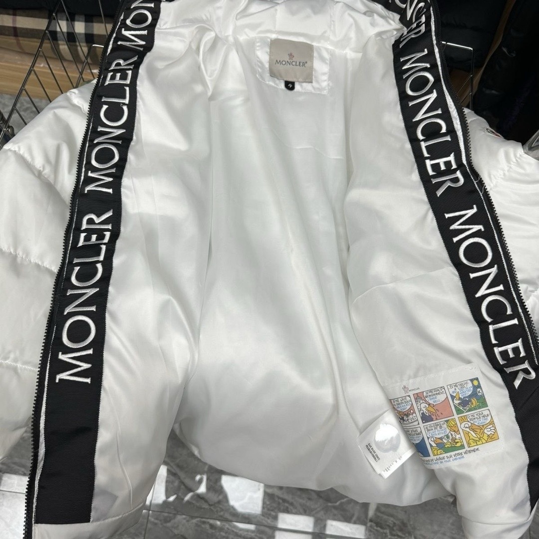 72$ Moncler Jacket size M-5XL 430796 YNY30 gallery