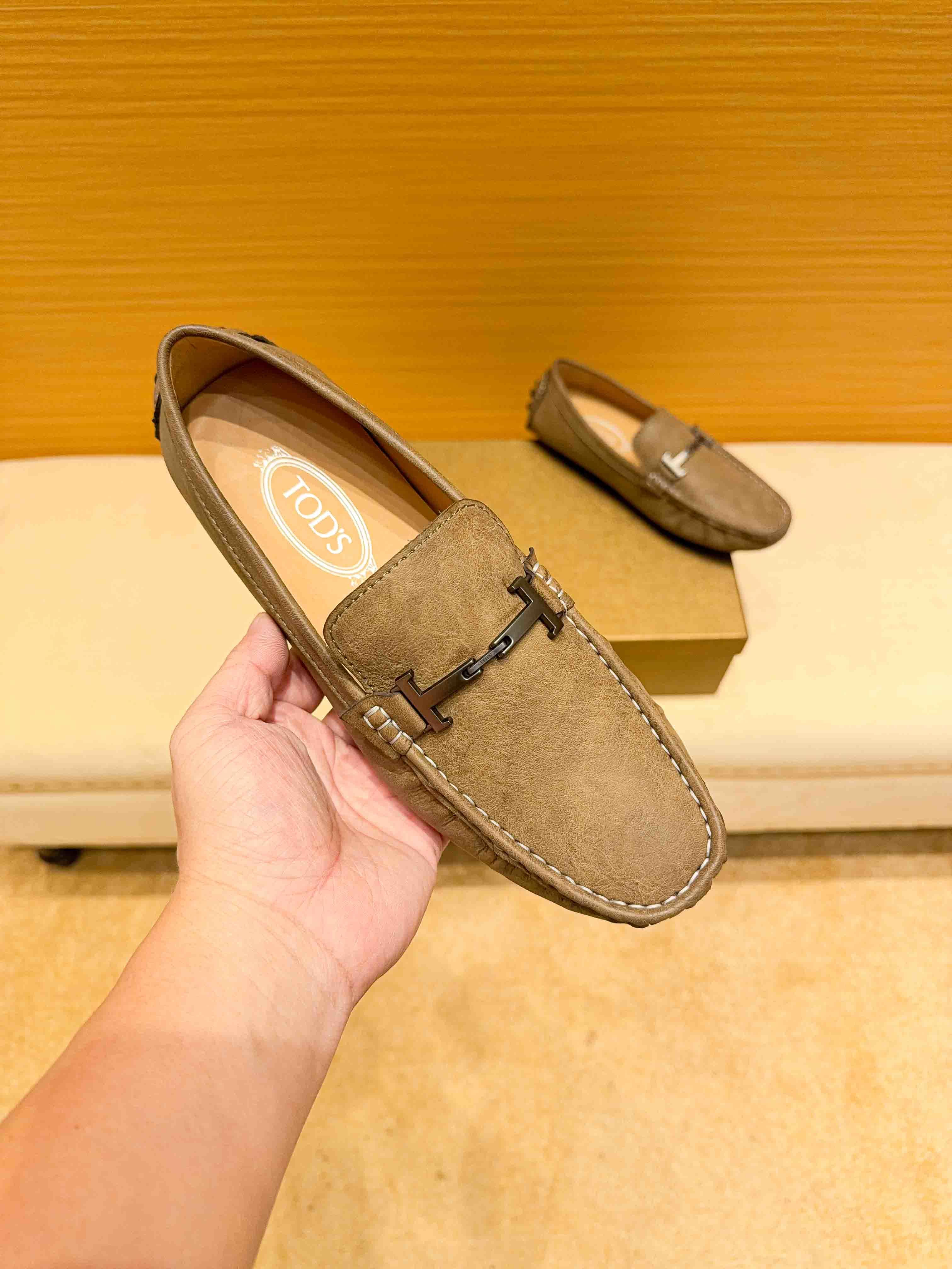 73$ Gucci 1921 size 37-47 749430 MRB232 gallery