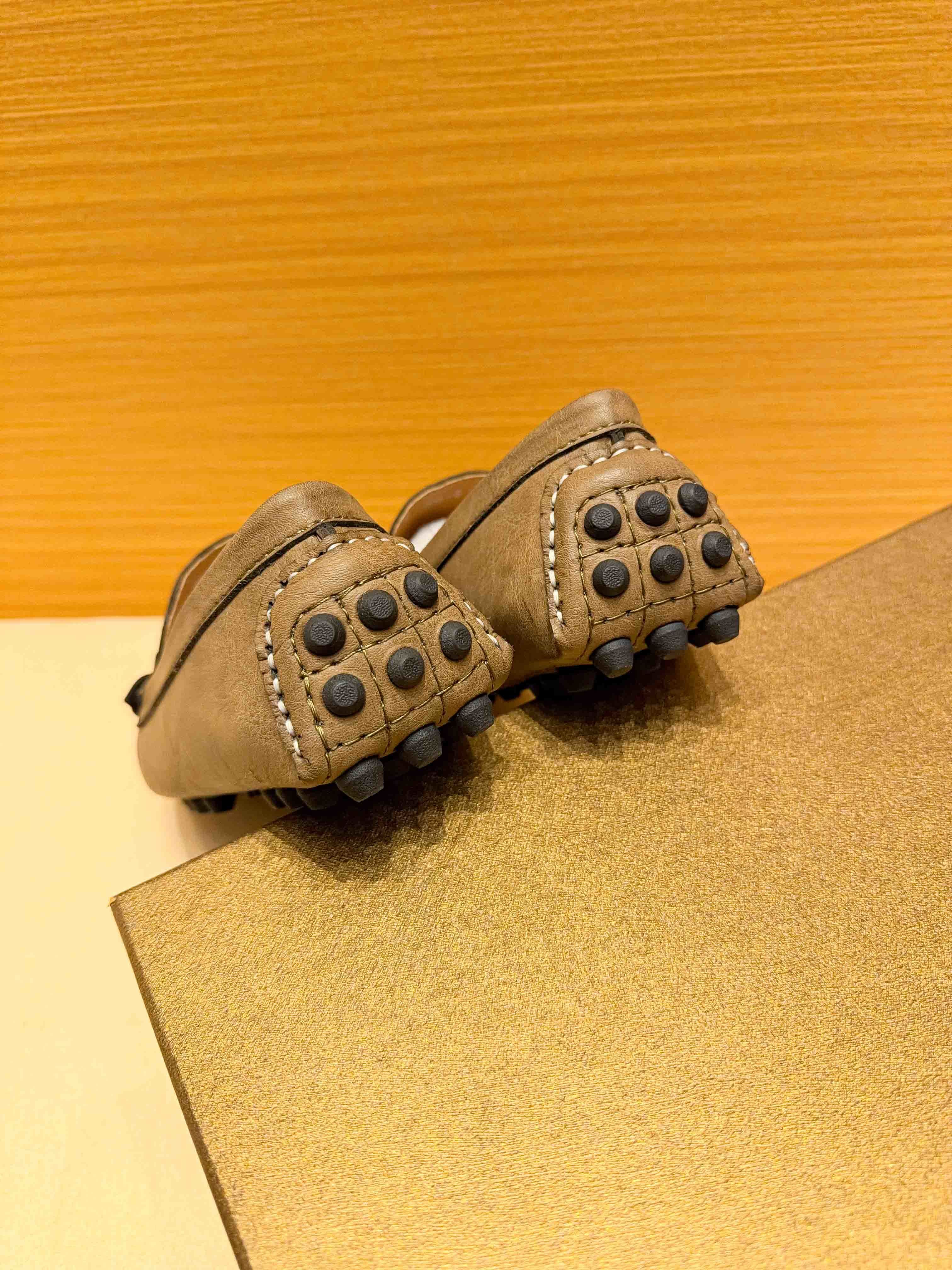 73$ Gucci 1921 size 37-47 749430 MRB232 gallery