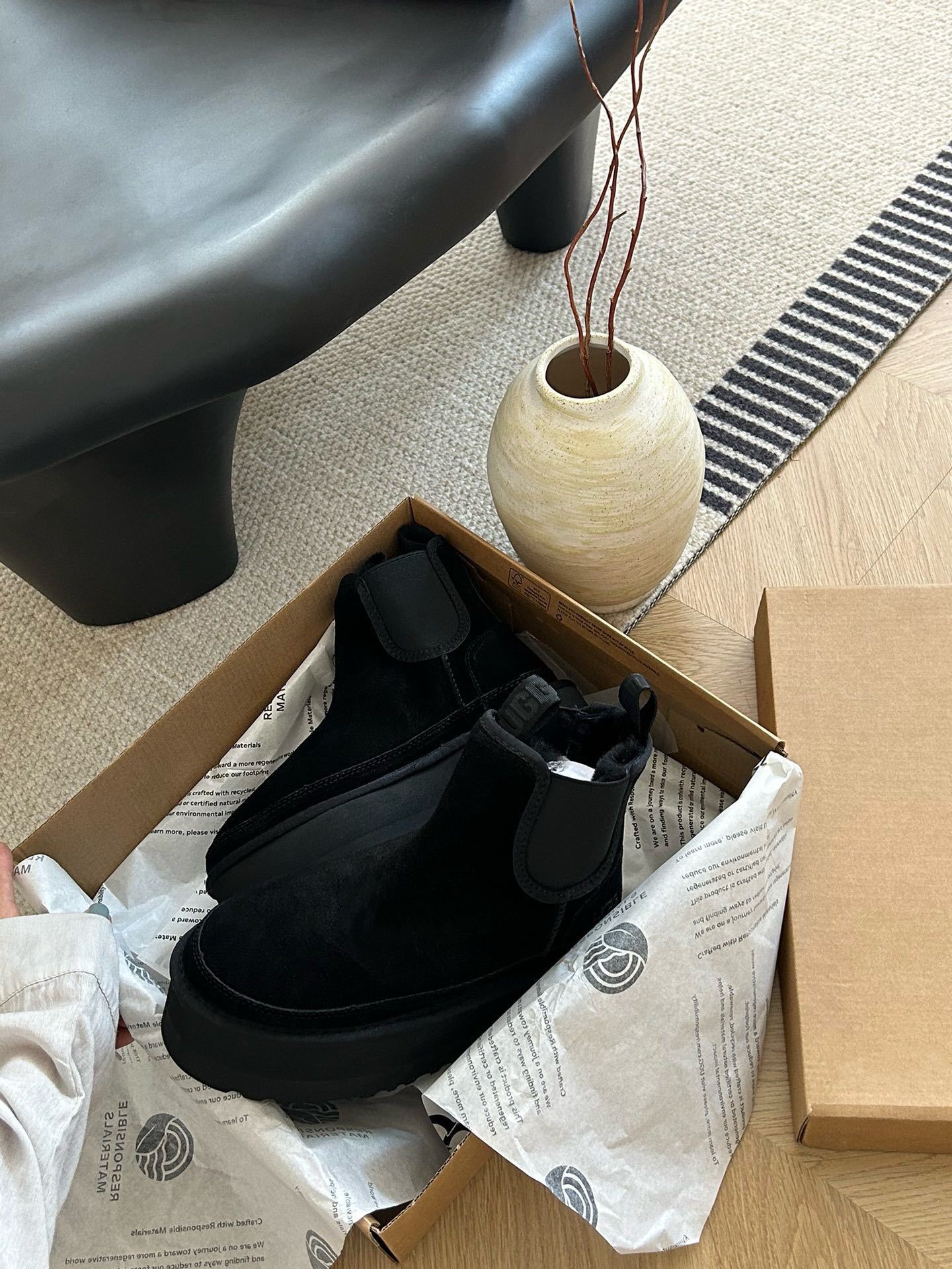 74$ Top Quality UGG Shoes Leather Wool Platform 5cm size 35-40 835810 UG311 gallery