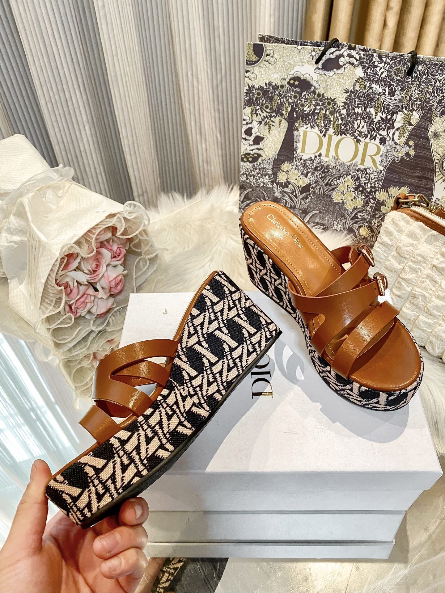 75$ Dior size 34-41 144380 MJK10 gallery