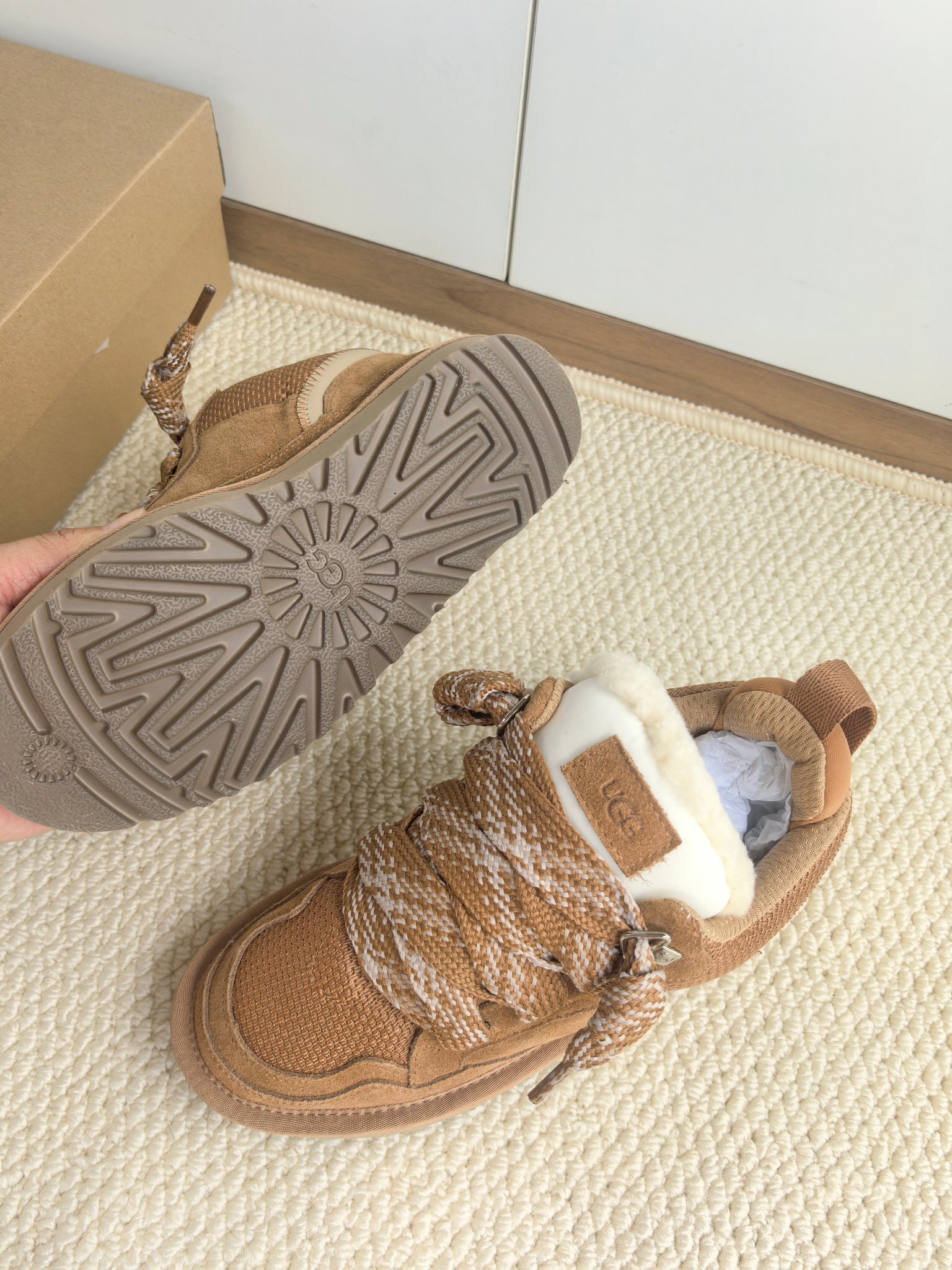 76$ Top Quality UGG Leather Wool Size 35-44 949430 UG284 gallery