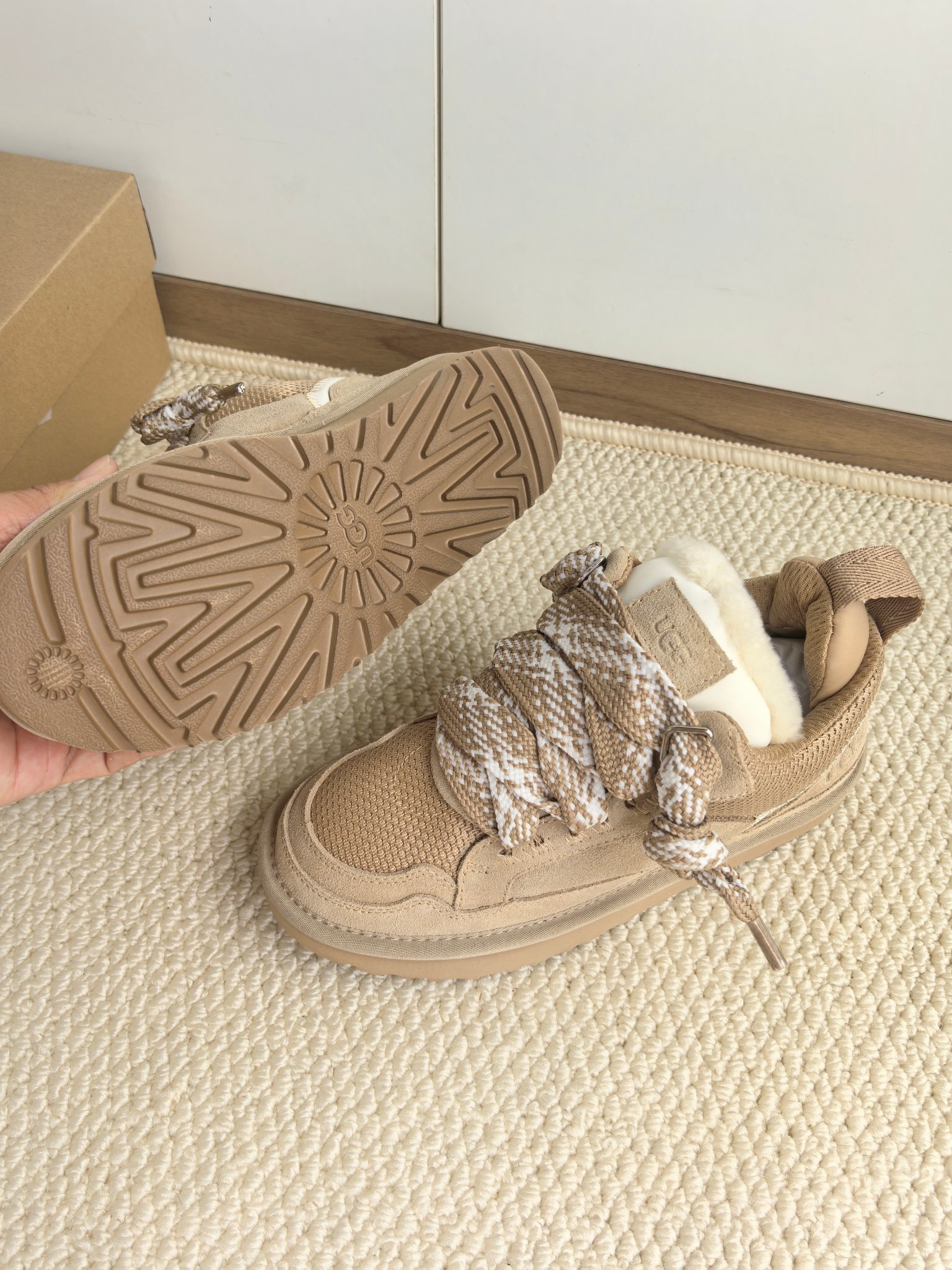 76$ Top Quality UGG Leather Wool Size 35-44 949430 UG284 gallery